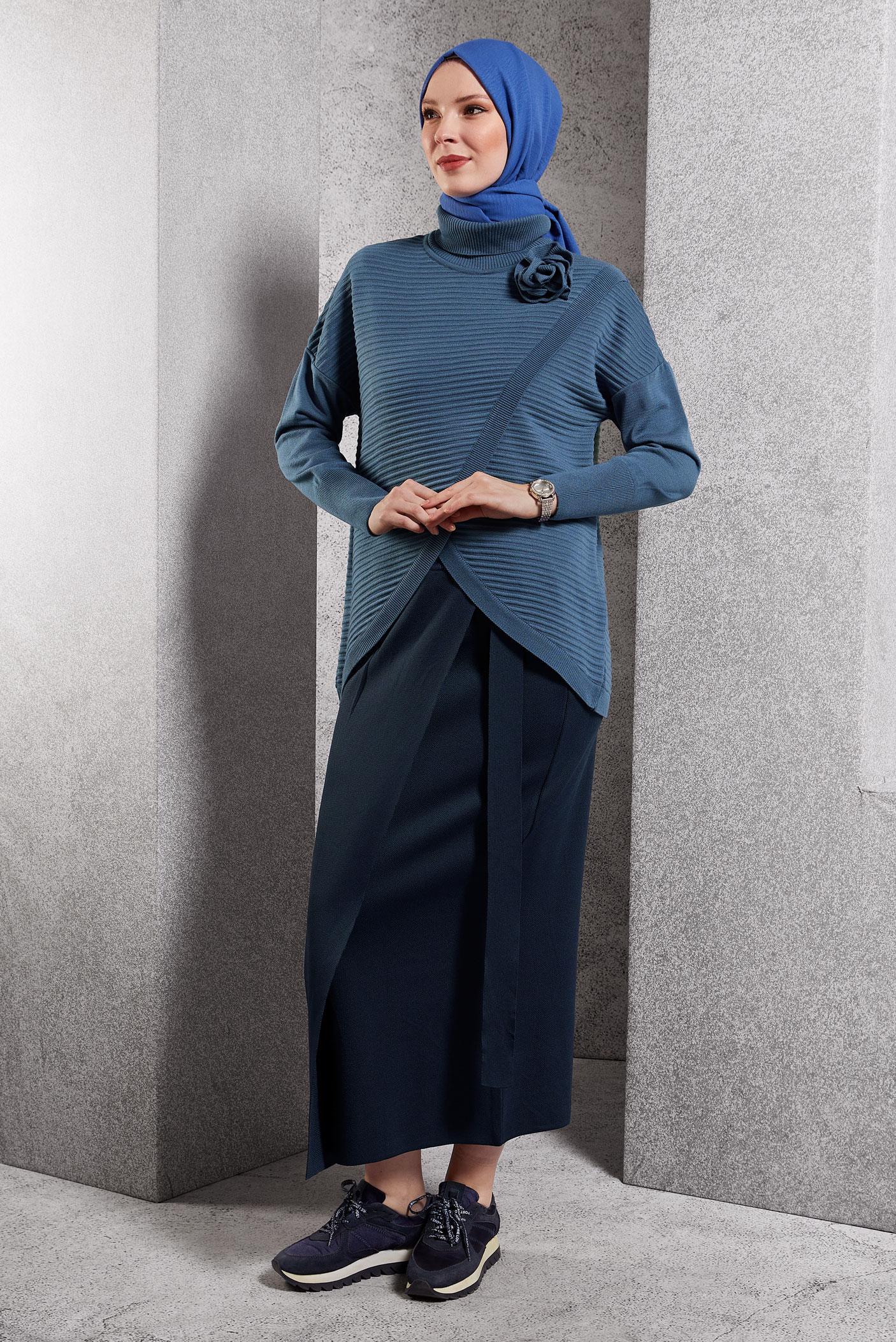 Vêtements hijab BLEU MARINE PULL EN MAILLE COUPE ASYMÉTRIQUE 44912