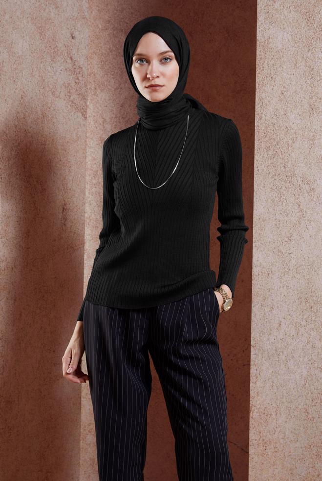 Vêtements hijab NOIR PULL EN MAILLE À COL RAS DU COU 45004 - ALVİNA