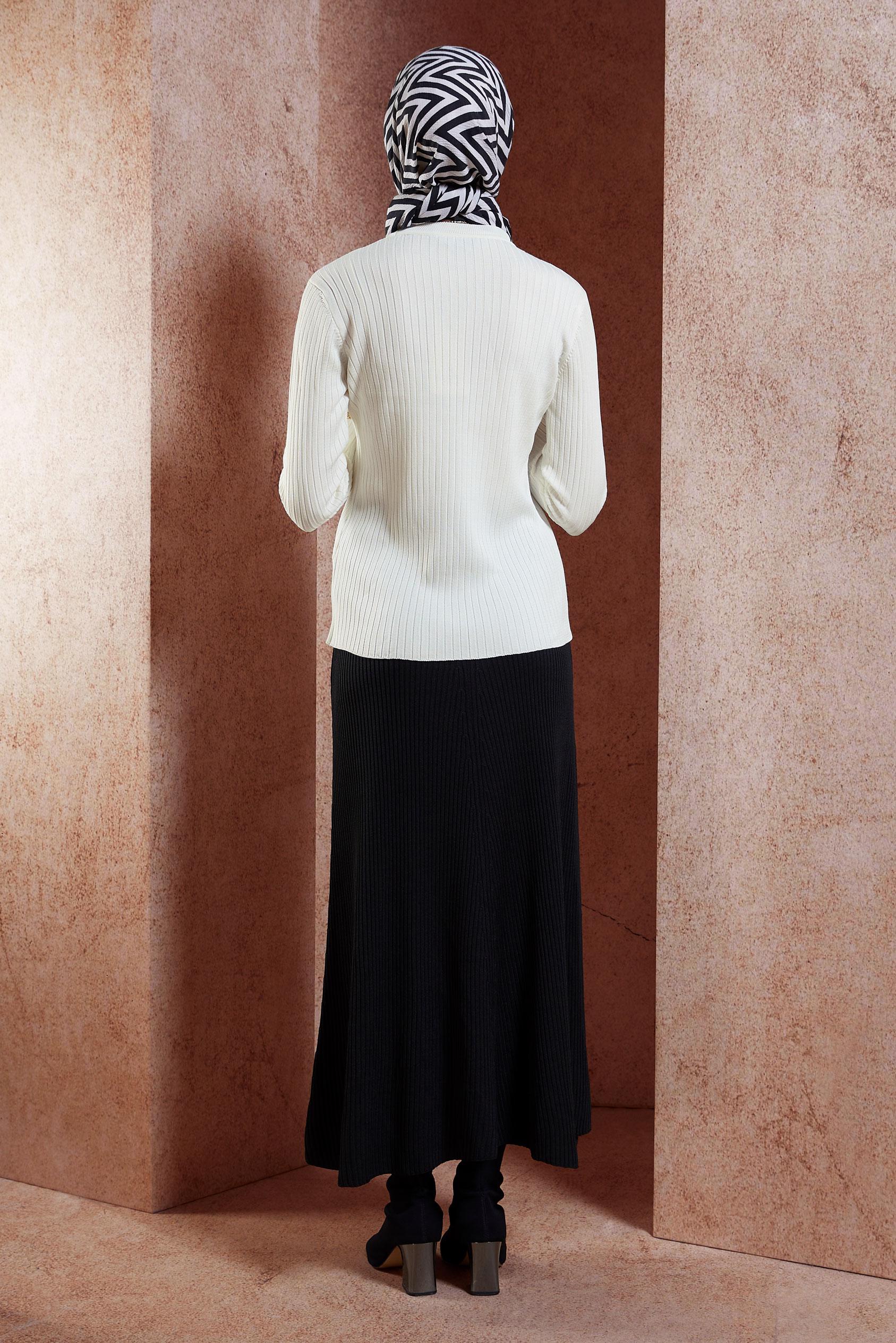 Tesettür giyim BEYAZ BİSİKLET YAKA TRİKO KAZAK 45004