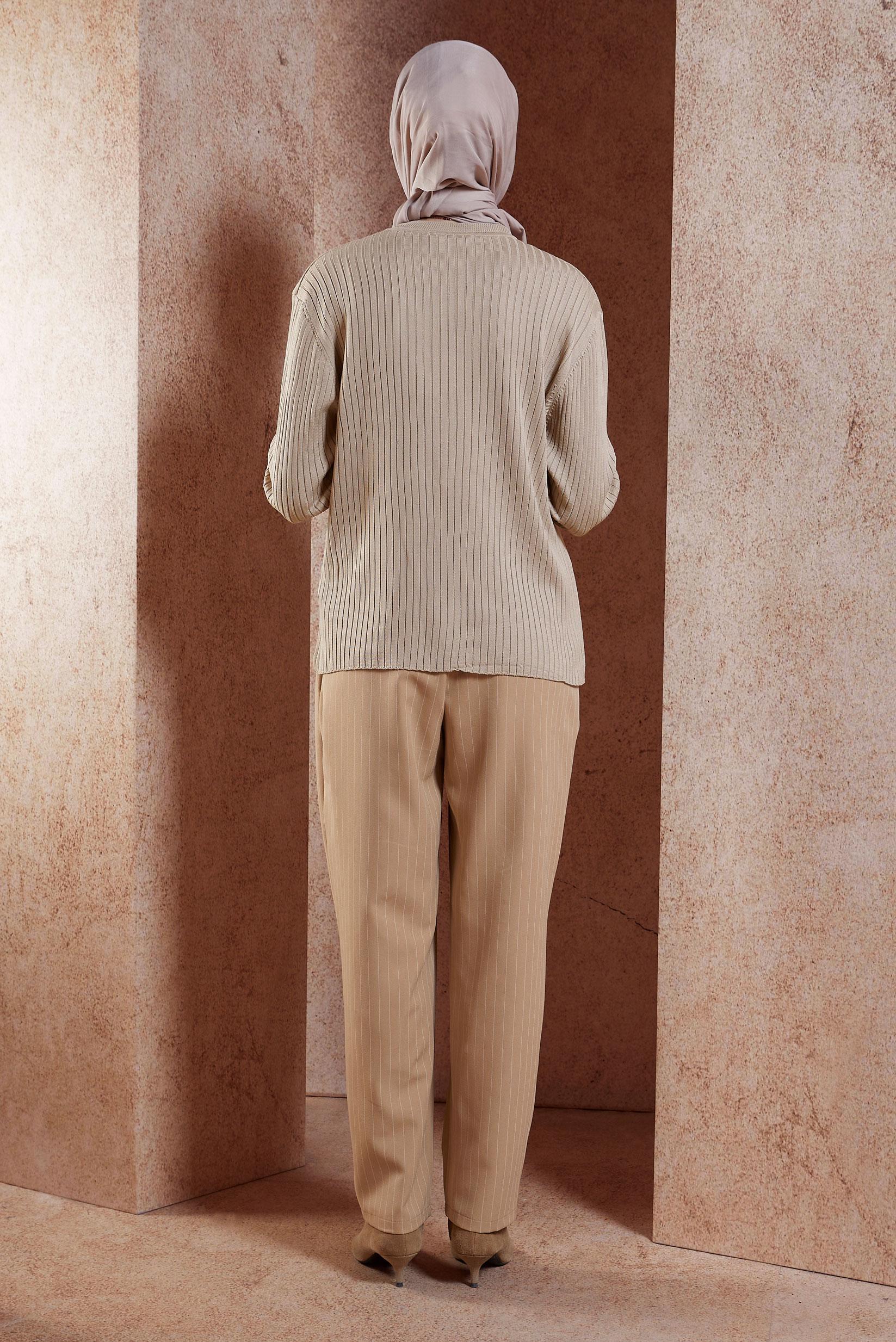 Tesettür giyim BEJ BİSİKLET YAKA TRİKO KAZAK 45004