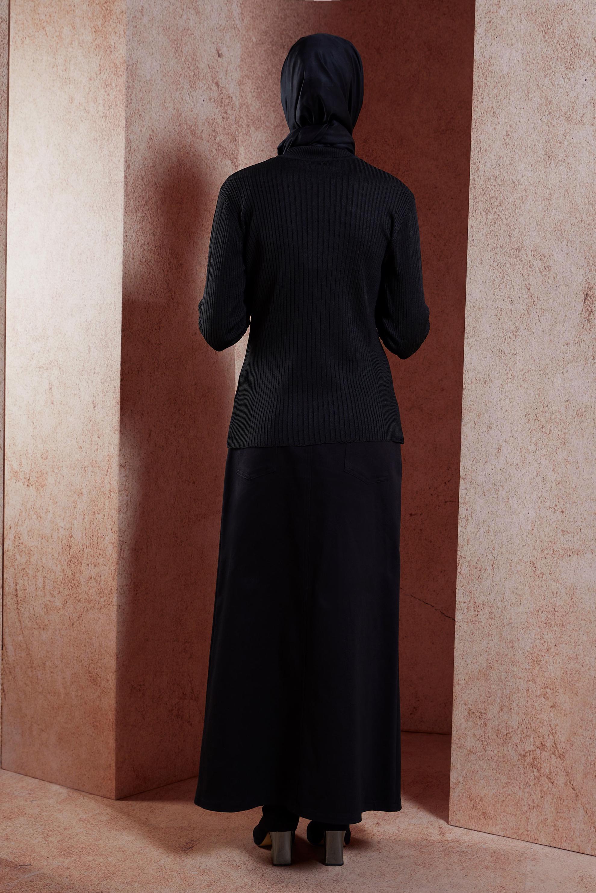 Tesettür giyim SİYAH DÜĞME DETAYLI TRİKO KAZAK 45005