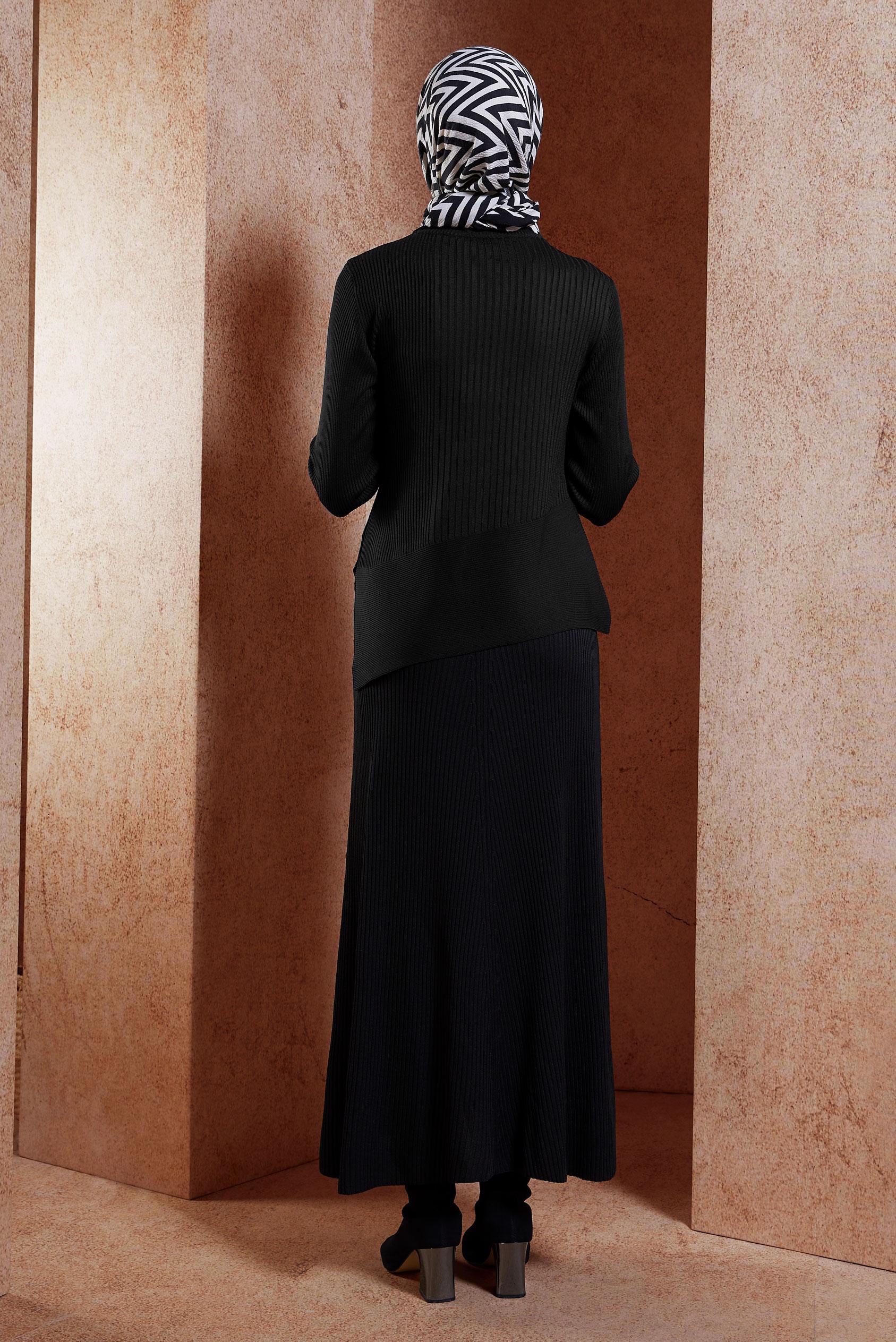 Tesettür giyim SİYAH ASİMETRİK KESİM TRİKO KAZAK 45008