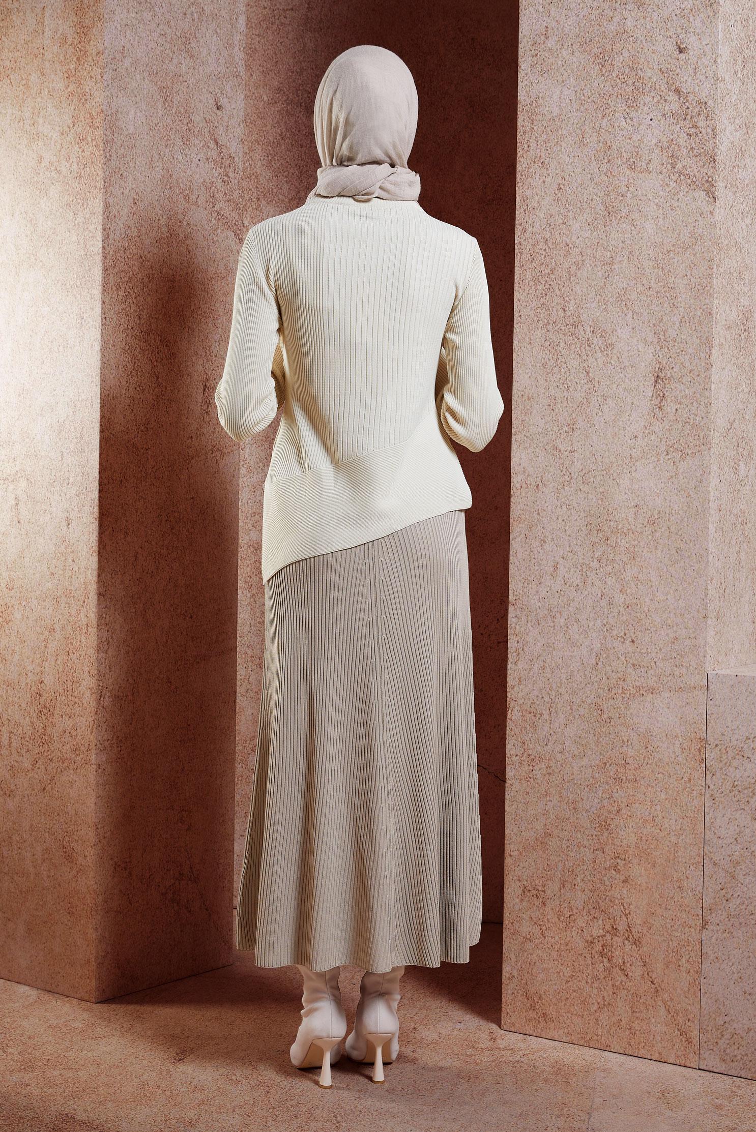 Tesettür giyim BEJ ASİMETRİK KESİM TRİKO KAZAK 45008