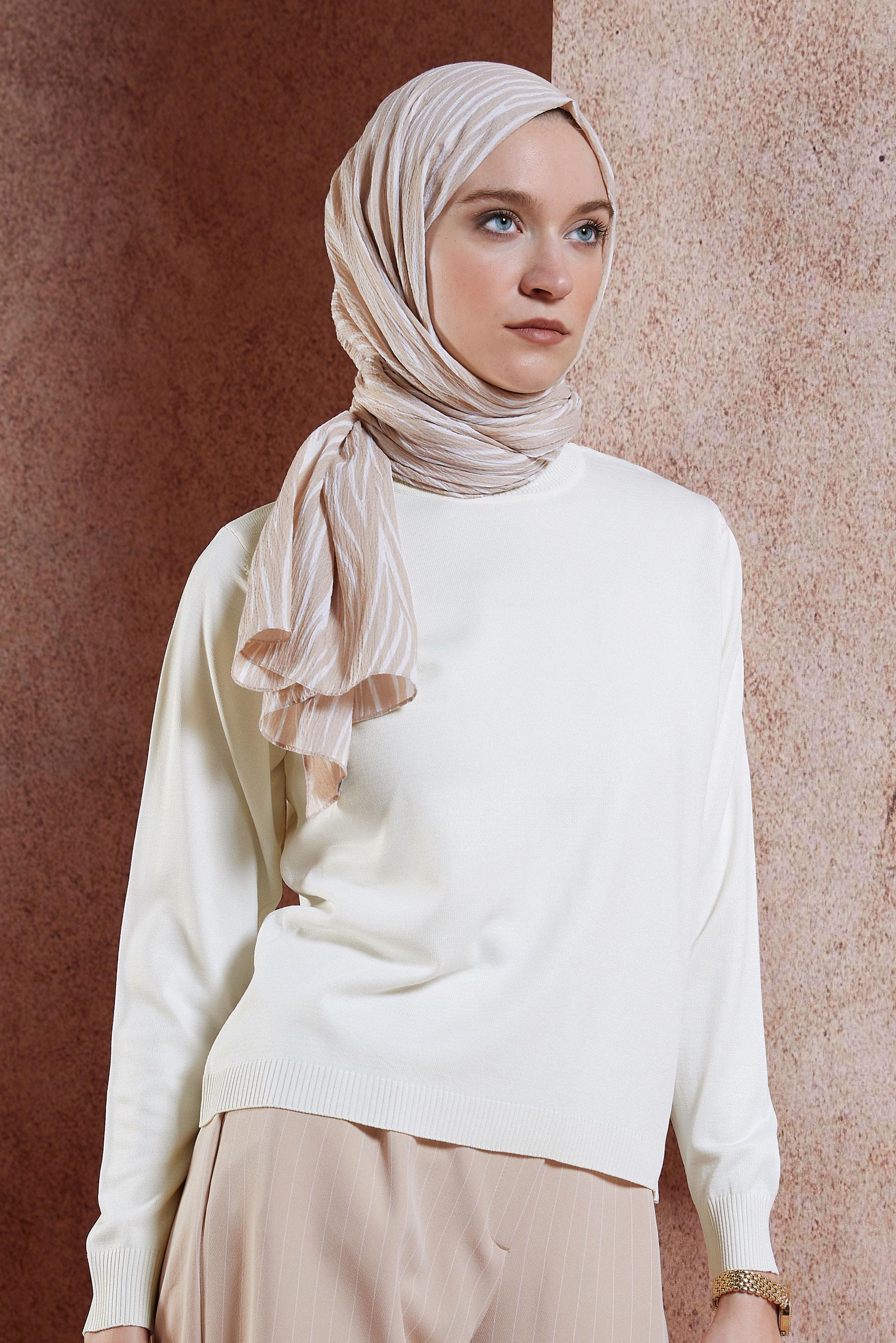 Vêtements hijab BLANC PULL EN MAILLE DROIT 45020