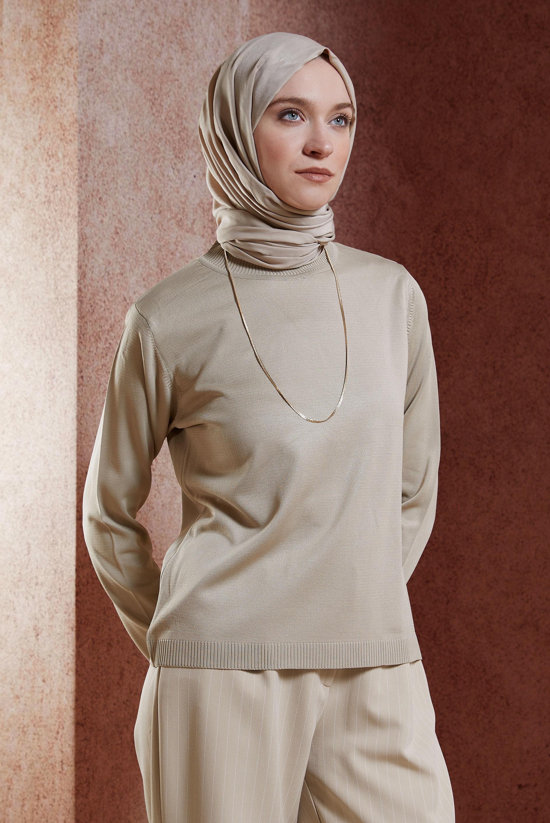 Tesettür giyim BEJ DÜZ TRİKO KAZAK 45020