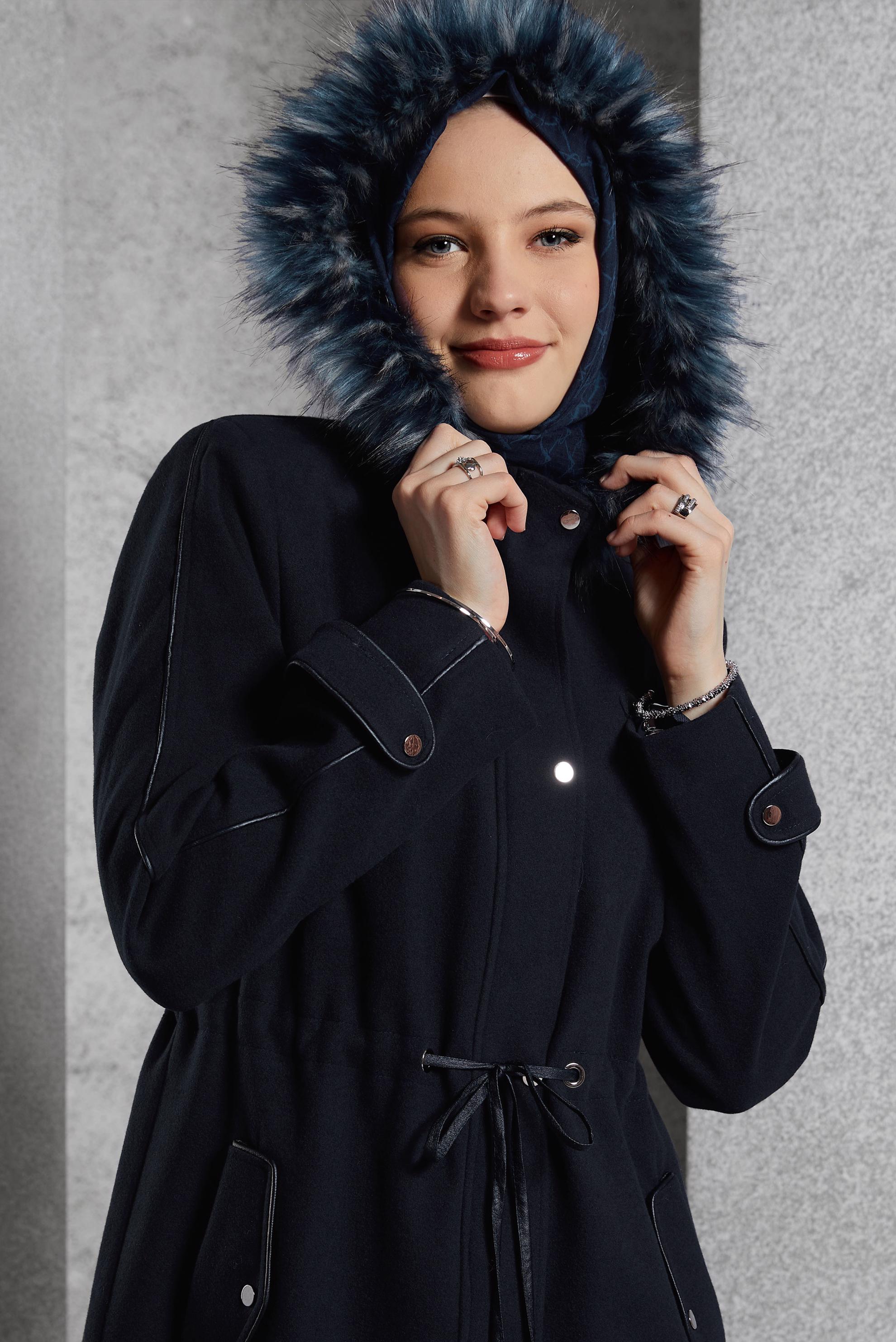 Vêtements hijab BLEU MARINE MANTEAU À CAPUCHE 90560