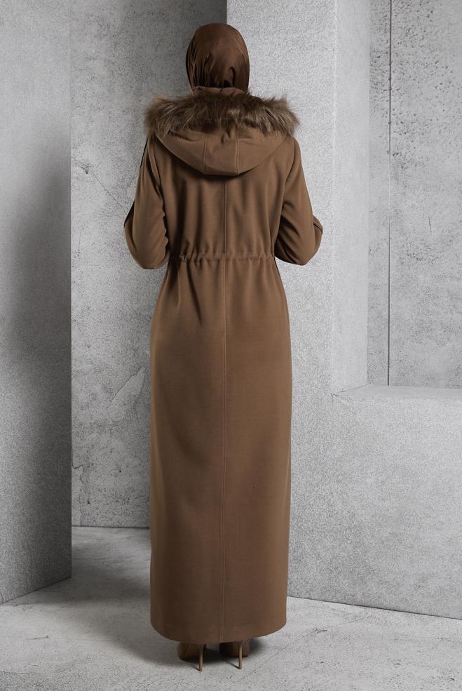 Tesettür giyim KAHVE KAPÜŞONLU MANTO 90560 - ALVİNA