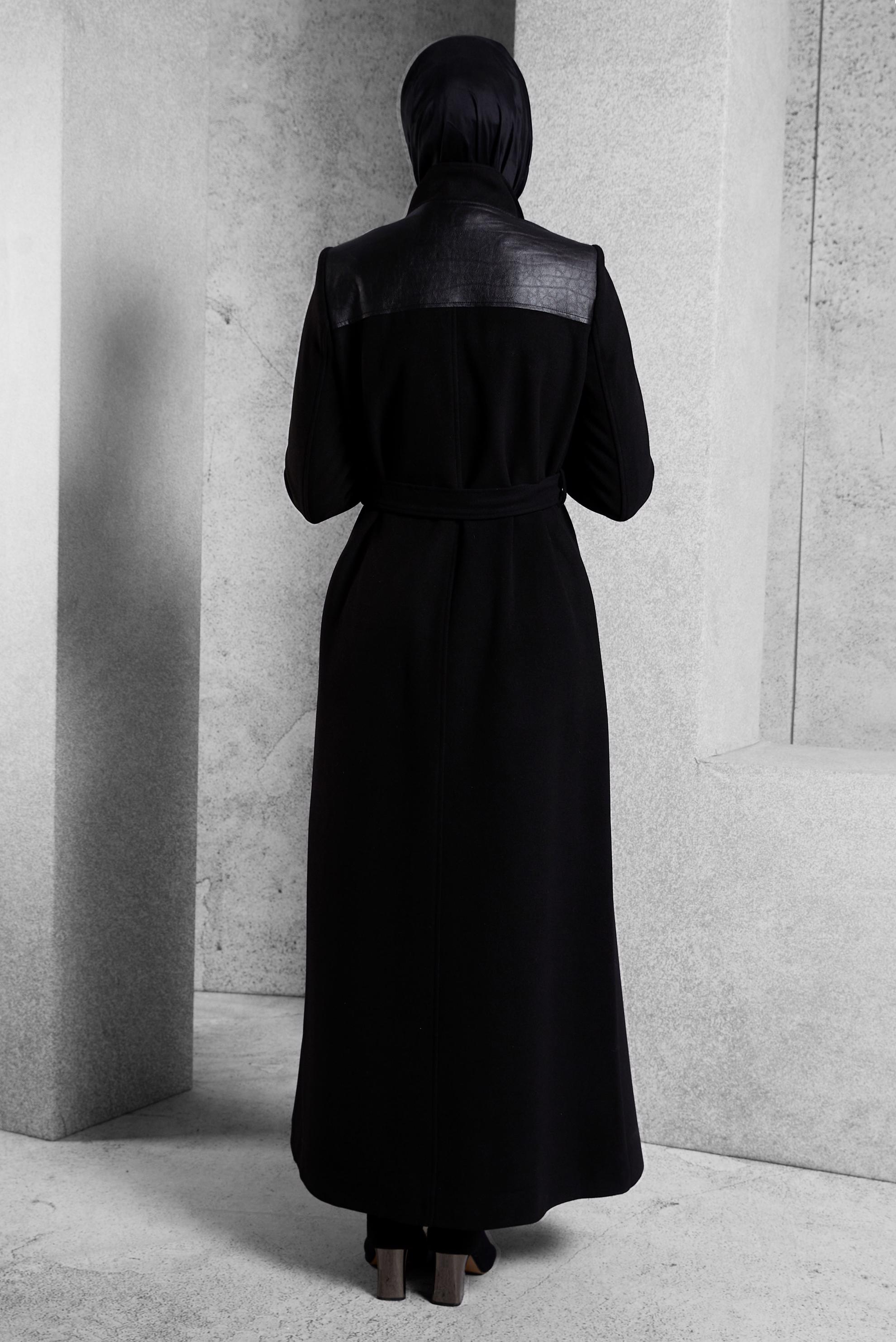 Tesettür giyim SİYAH KUŞAKLI MANTO 90568