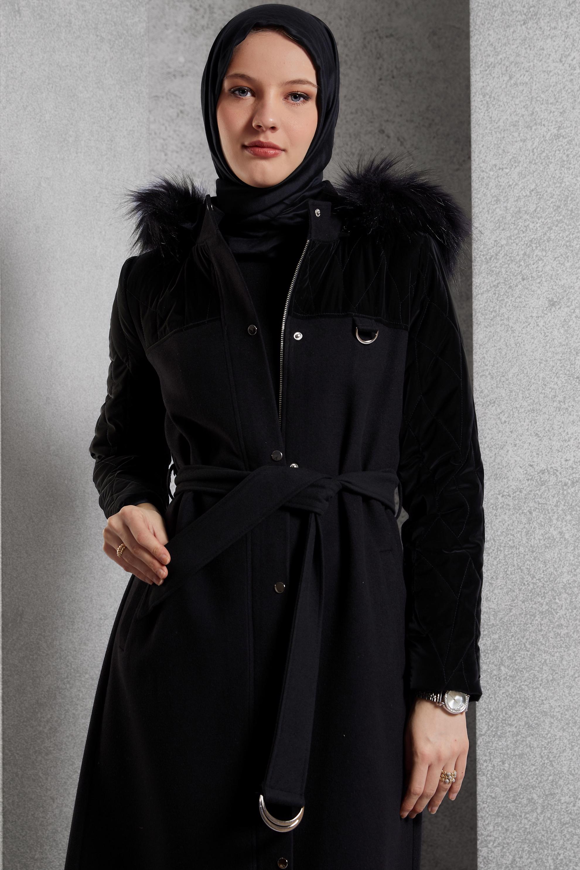 Vêtements hijab NOIR MANTEAU À CAPUCHE EN FOURRURE 90571