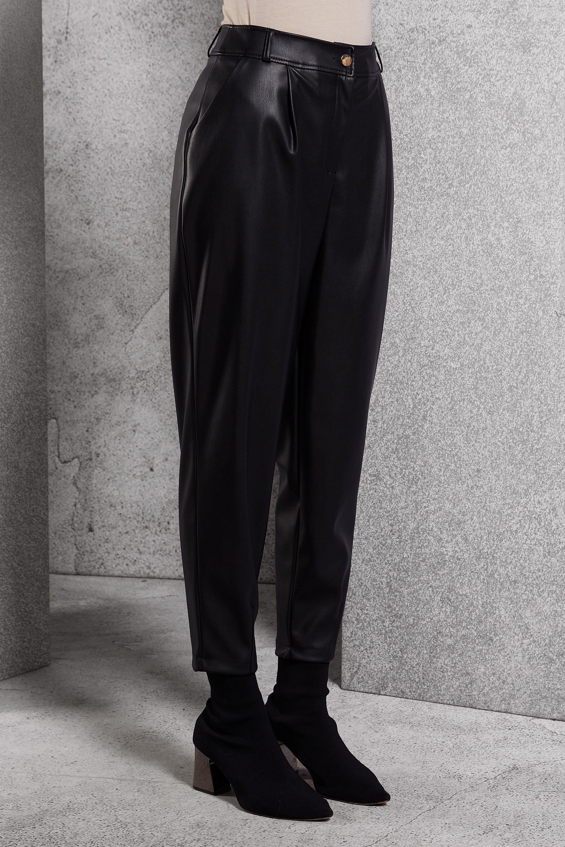 Vêtements hijab NOIR PANTALON EN SIMILI CUIR COUPE CAROTTE 70815