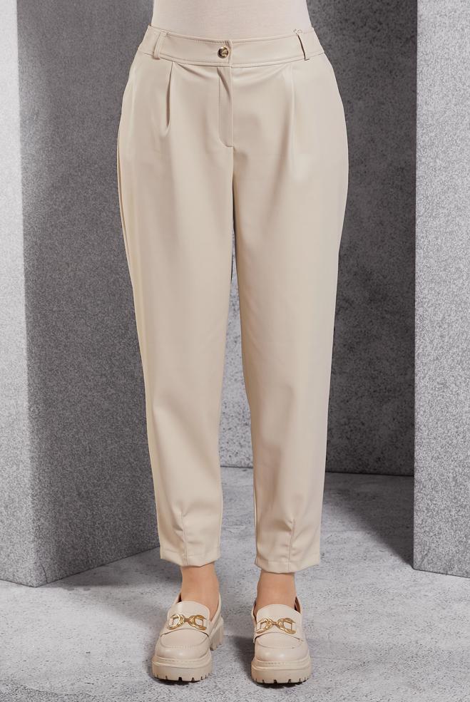 Vêtements hijab BEIGE PANTALON EN SIMILI CUIR COUPE CAROTTE 70815 - ALVİNA
