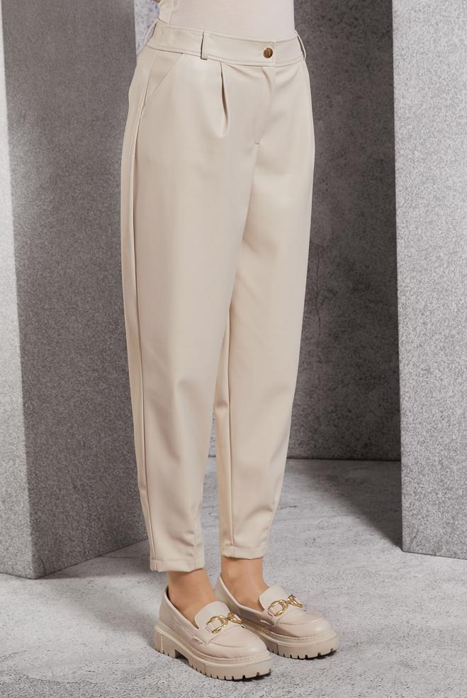 Vêtements hijab BEIGE PANTALON EN SIMILI CUIR COUPE CAROTTE 70815 - ALVİNA