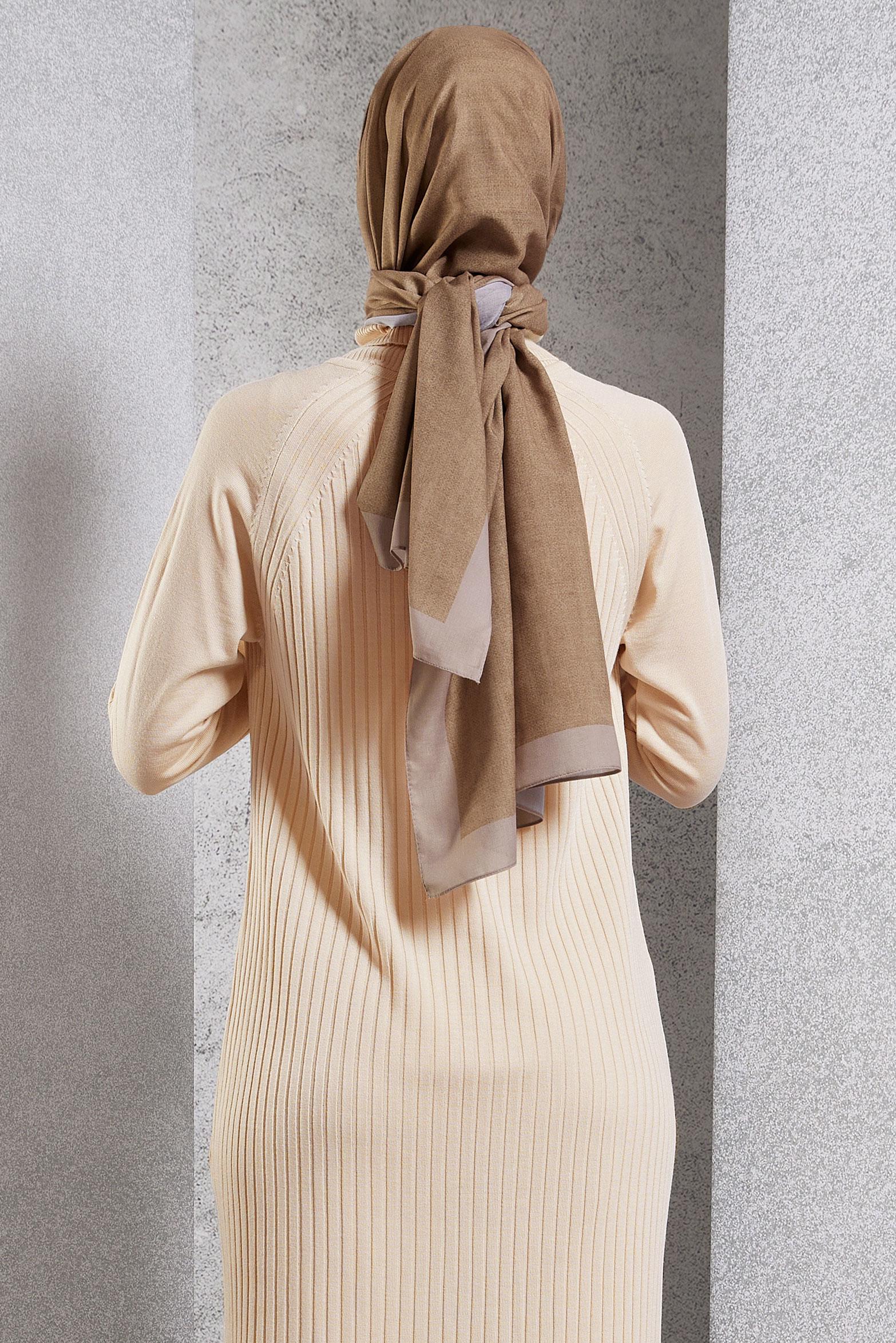 Vêtements hijab BEIGE CHÂLE ALVINA 8501