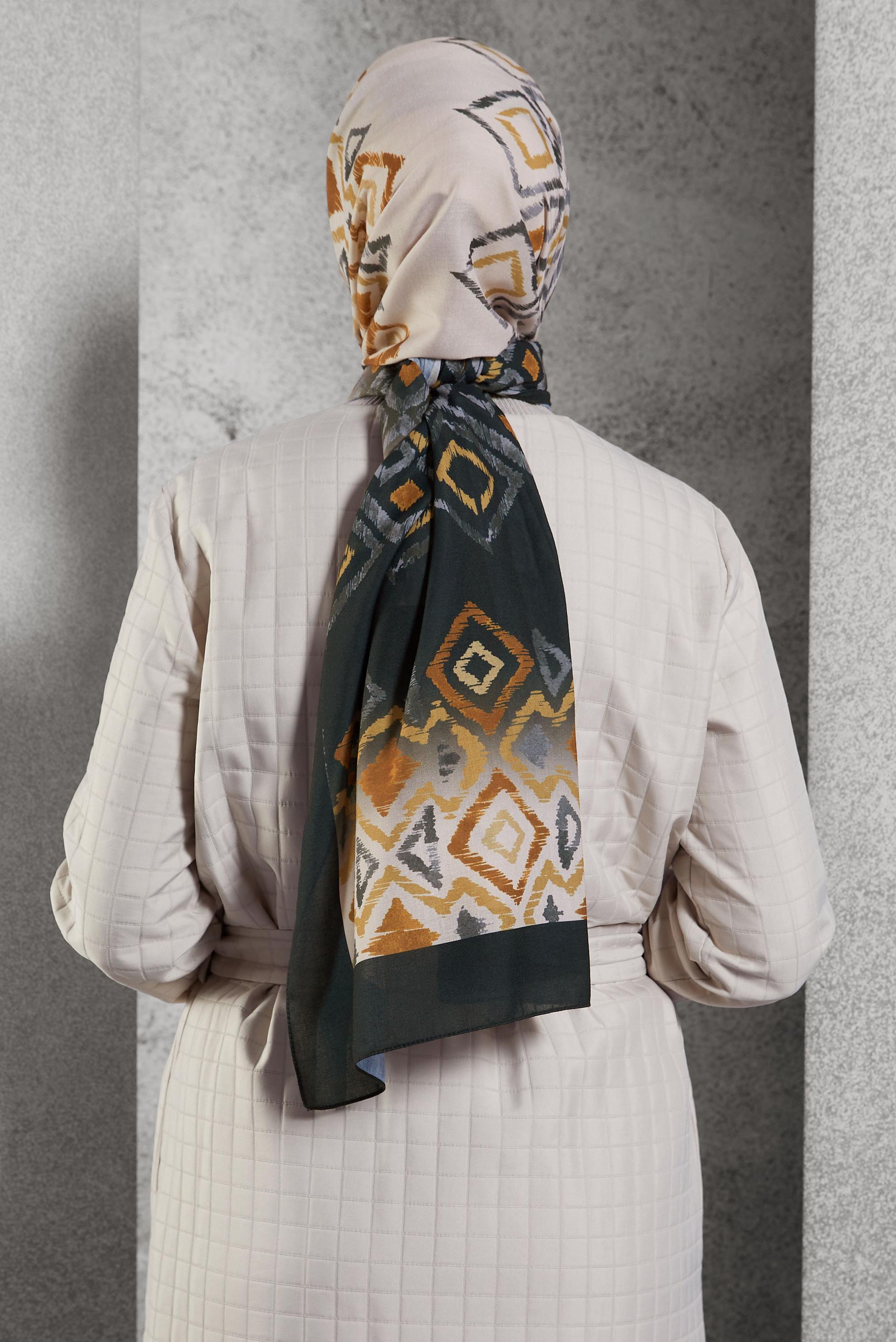 Tesettür giyim SİYAH ALVİNA DESENLİ ŞAL 8503