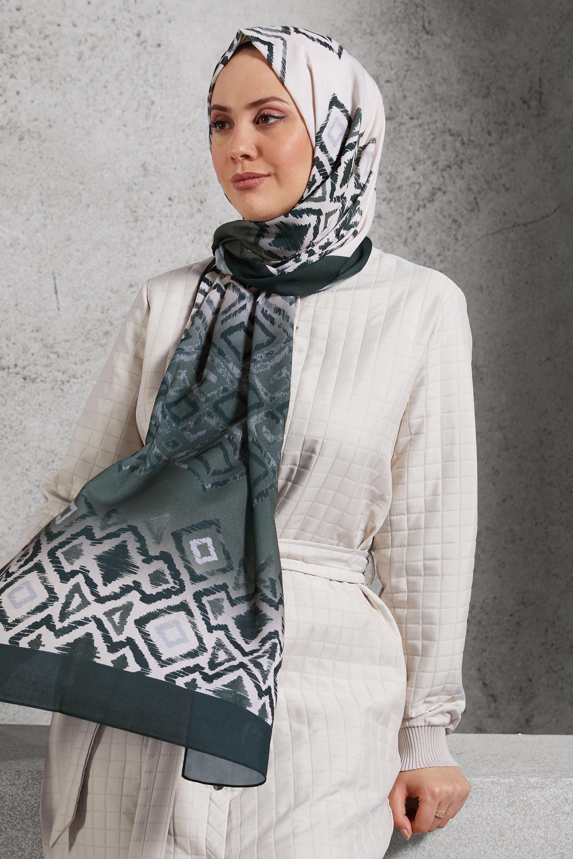 Tesettür giyim LACİVERT ALVİNA DESENLİ ŞAL 8503