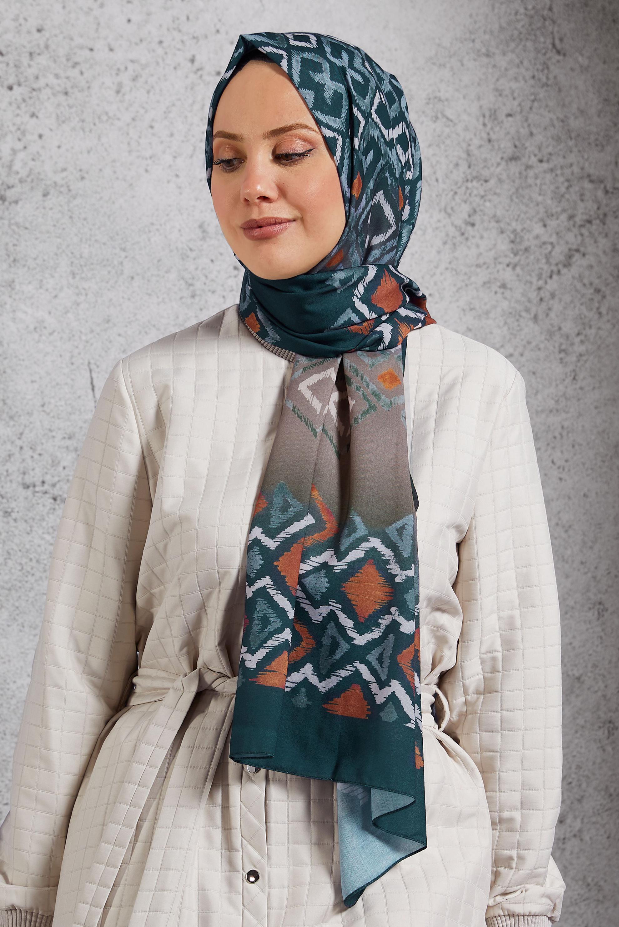 Tesettür giyim TABA ALVİNA DESENLİ ŞAL 8503