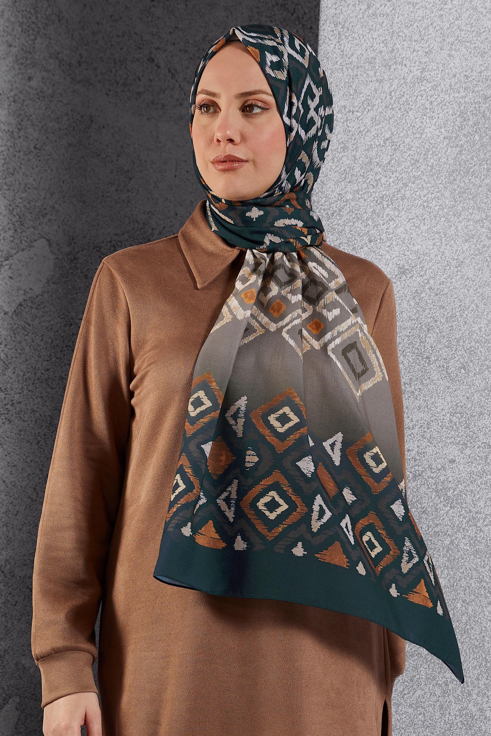 Tesettür giyim GRİ ALVİNA DESENLİ ŞAL 8503