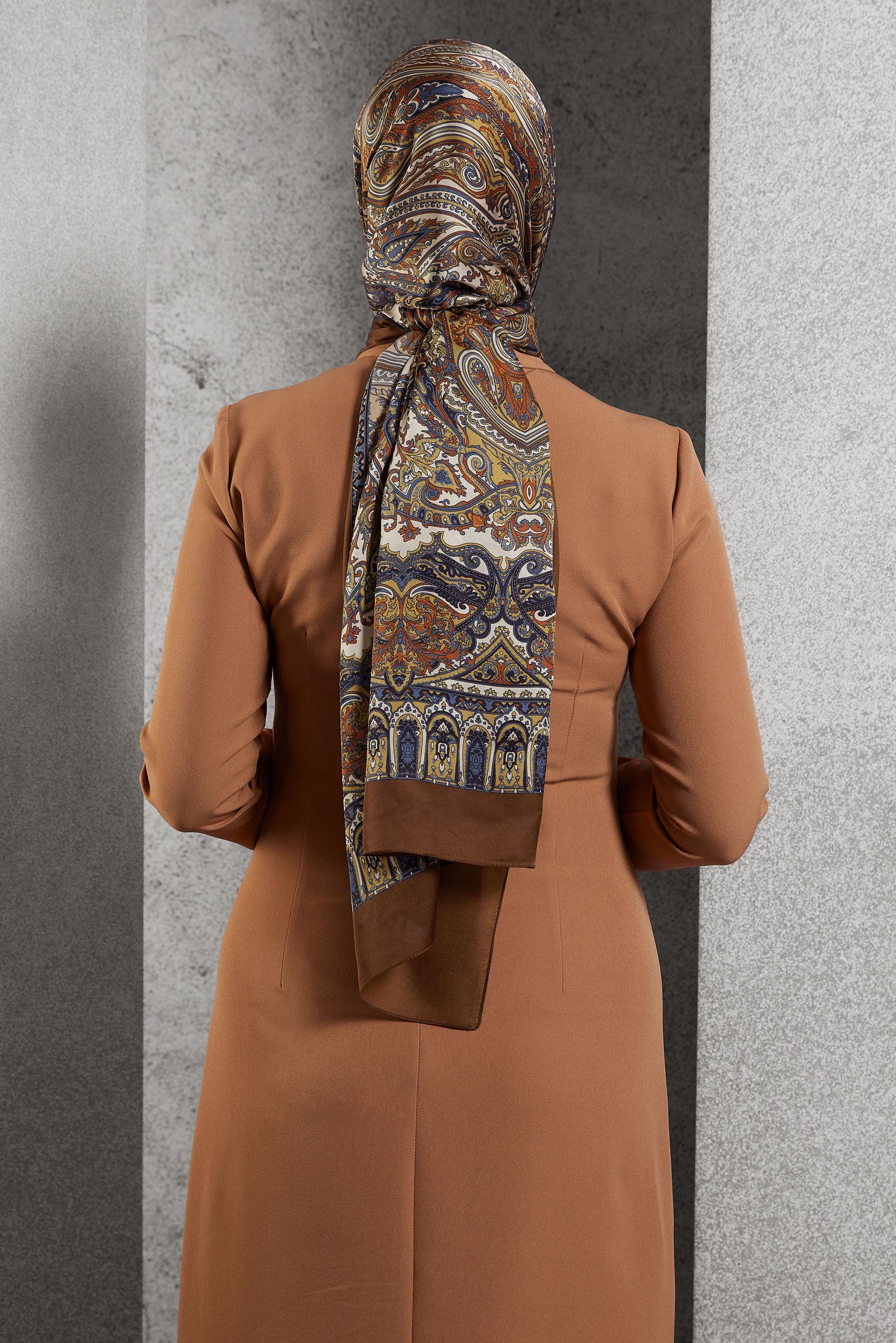 Tesettür giyim BAKIR / BRONZ ALVİNA ETNİK DESENLİ ŞAL 8509