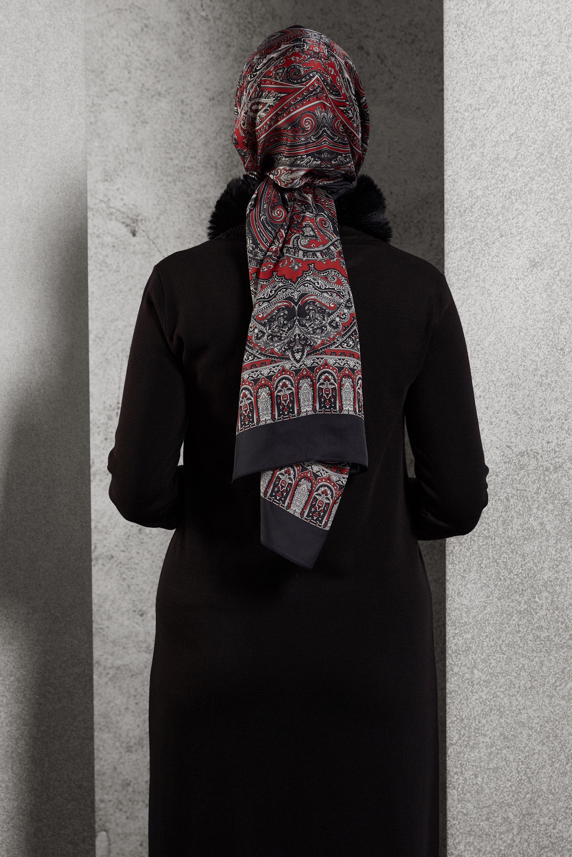 Tesettür giyim BORDO ALVİNA ETNİK DESENLİ ŞAL 8509