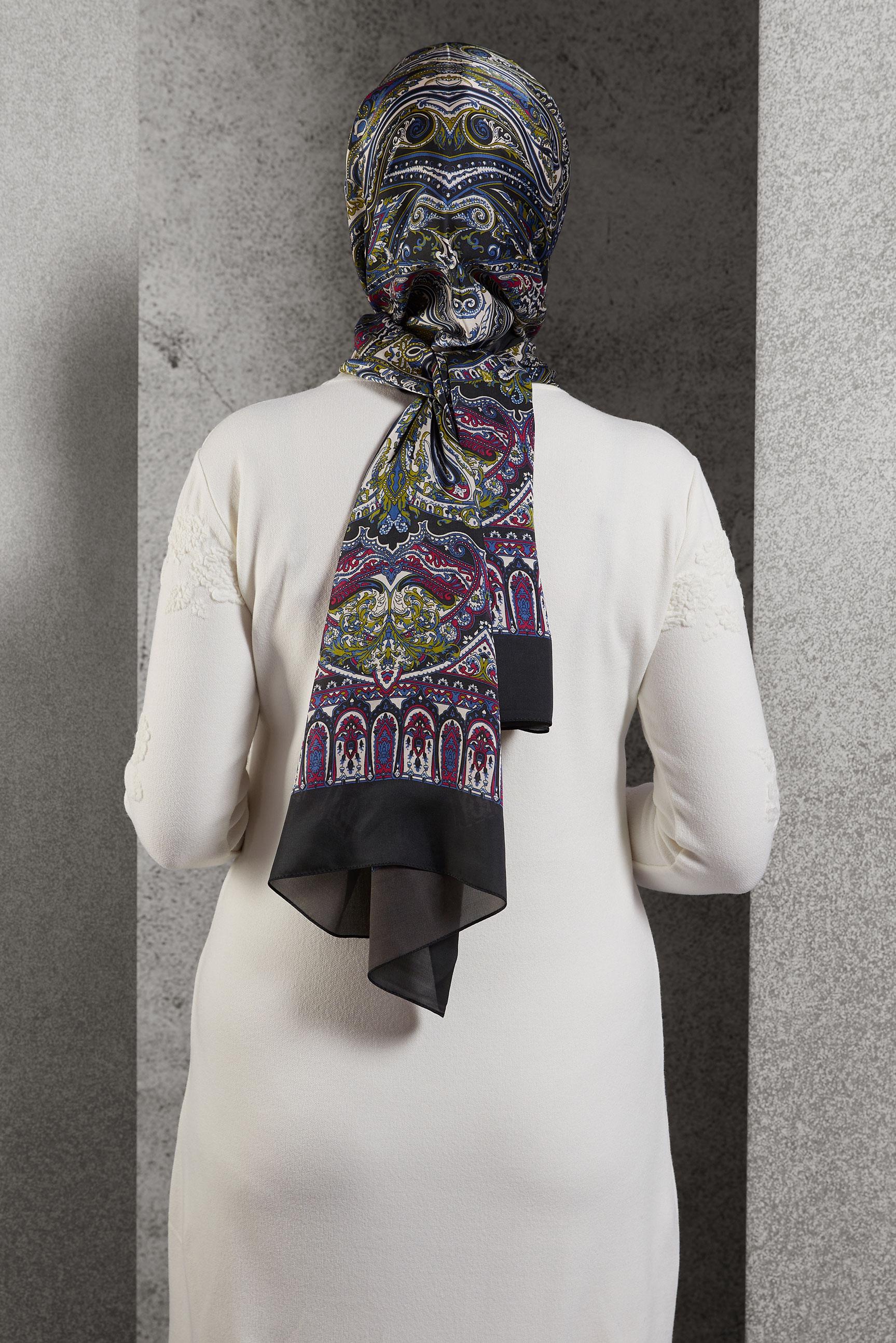 Tesettür giyim FUŞYA ALVİNA ETNİK DESENLİ ŞAL 8509