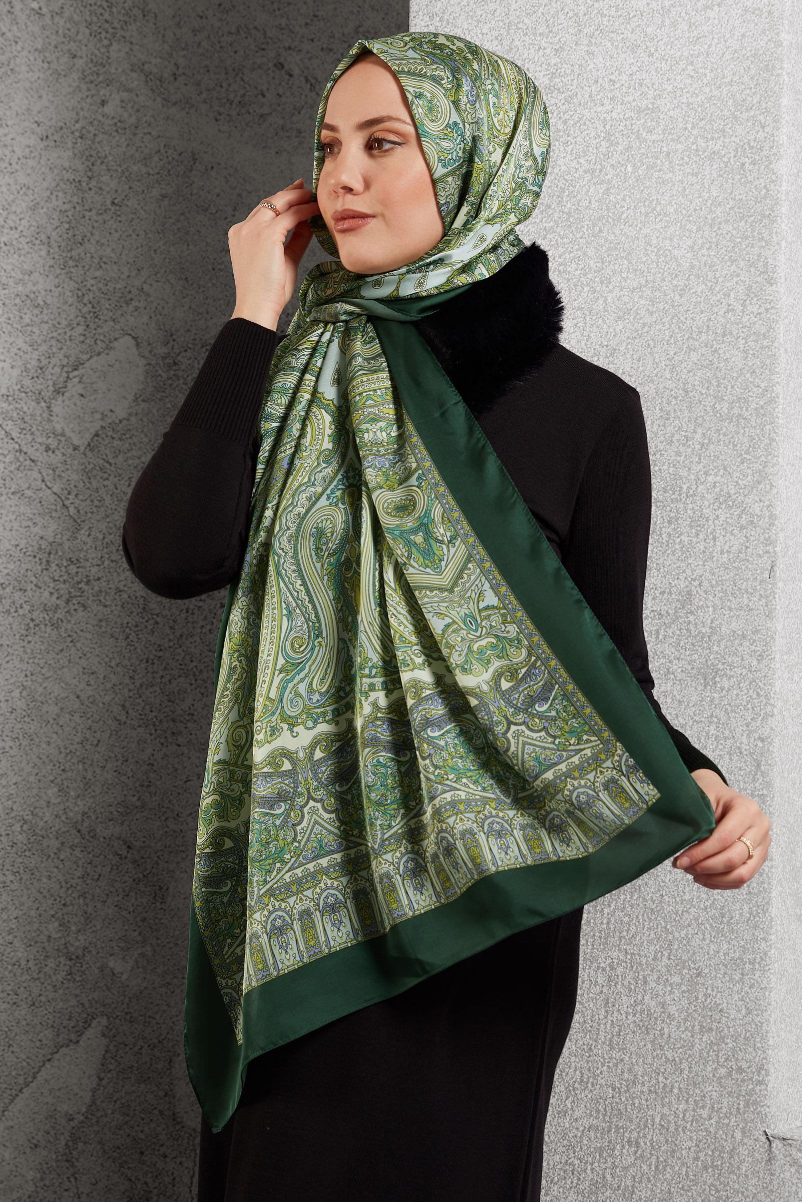 Tesettür giyim HAKİ ALVİNA ETNİK DESENLİ ŞAL 8509