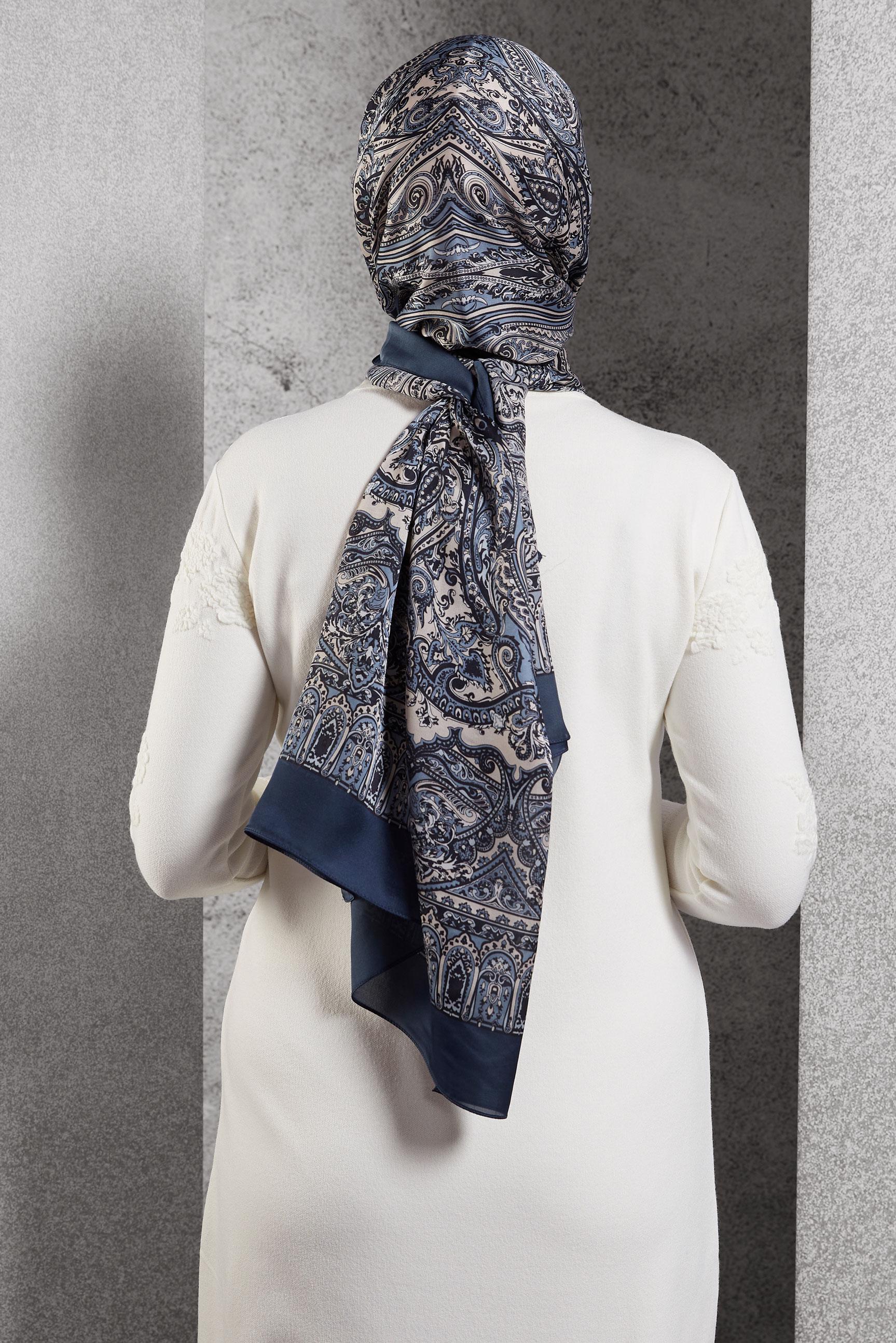 Tesettür giyim LACİVERT ALVİNA ETNİK DESENLİ ŞAL 8509