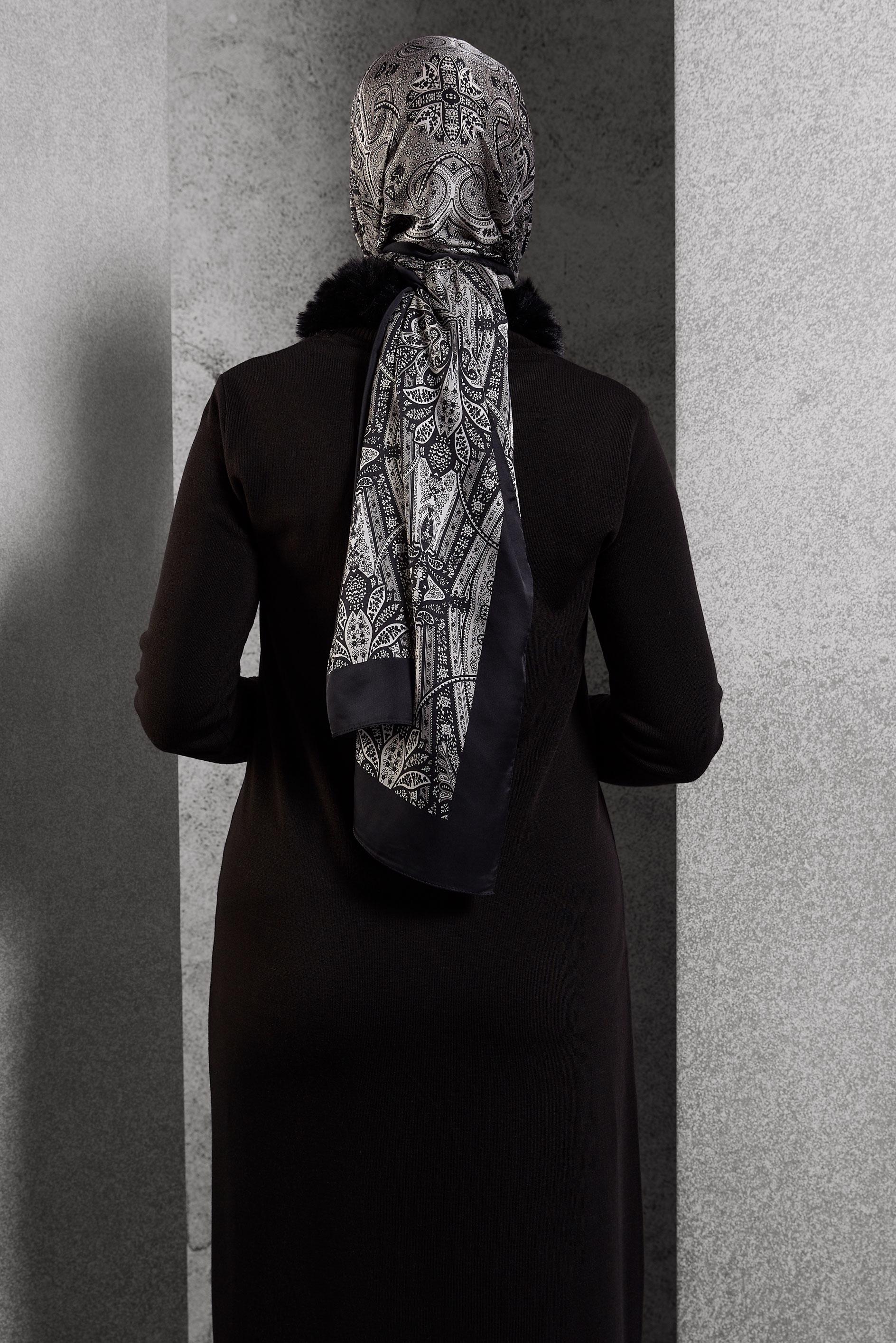 Tesettür giyim SİYAH ALVİNA ETNİK DESENLİ ŞAL 8510