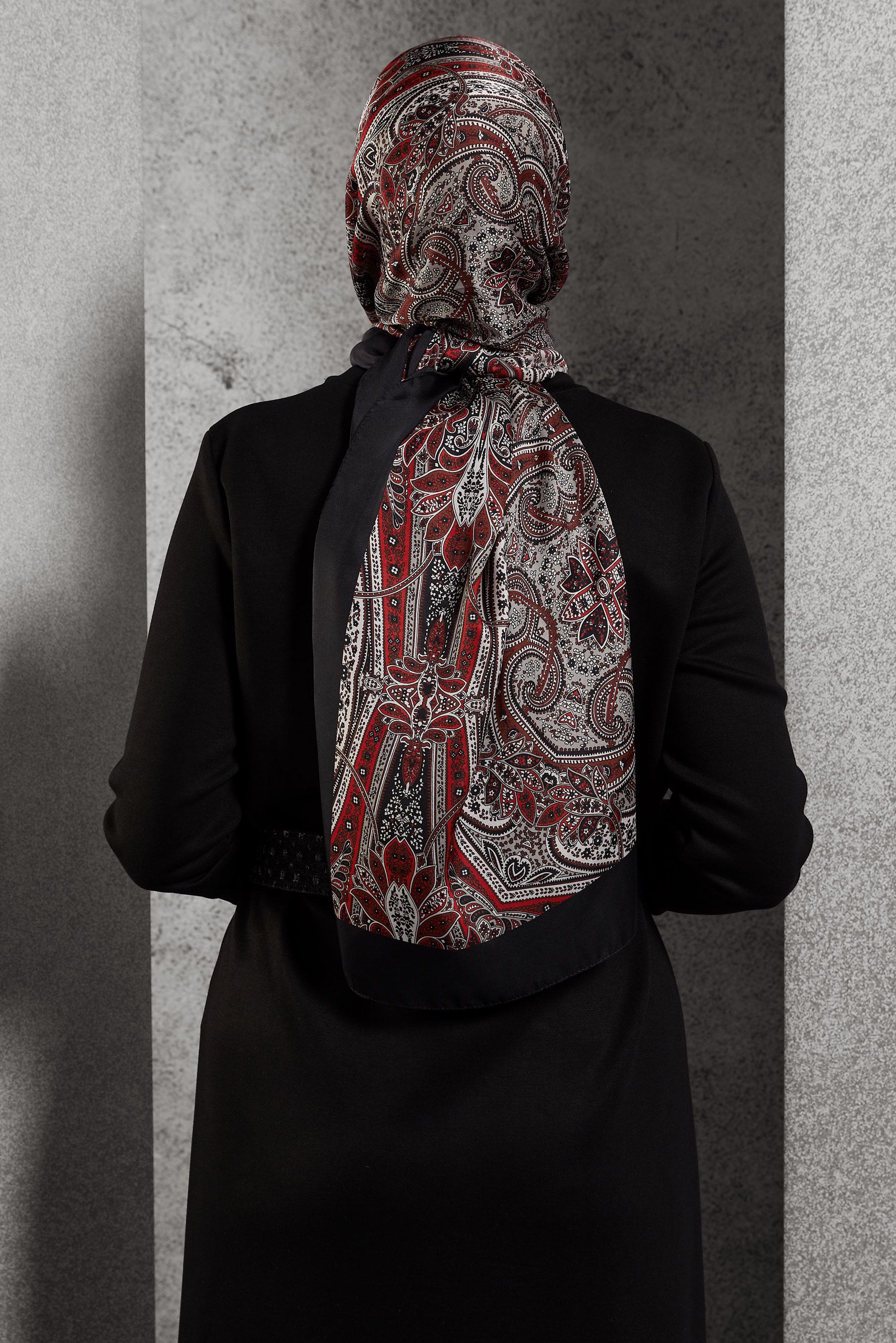 Tesettür giyim KIRMIZI ALVİNA ETNİK DESENLİ ŞAL 8510