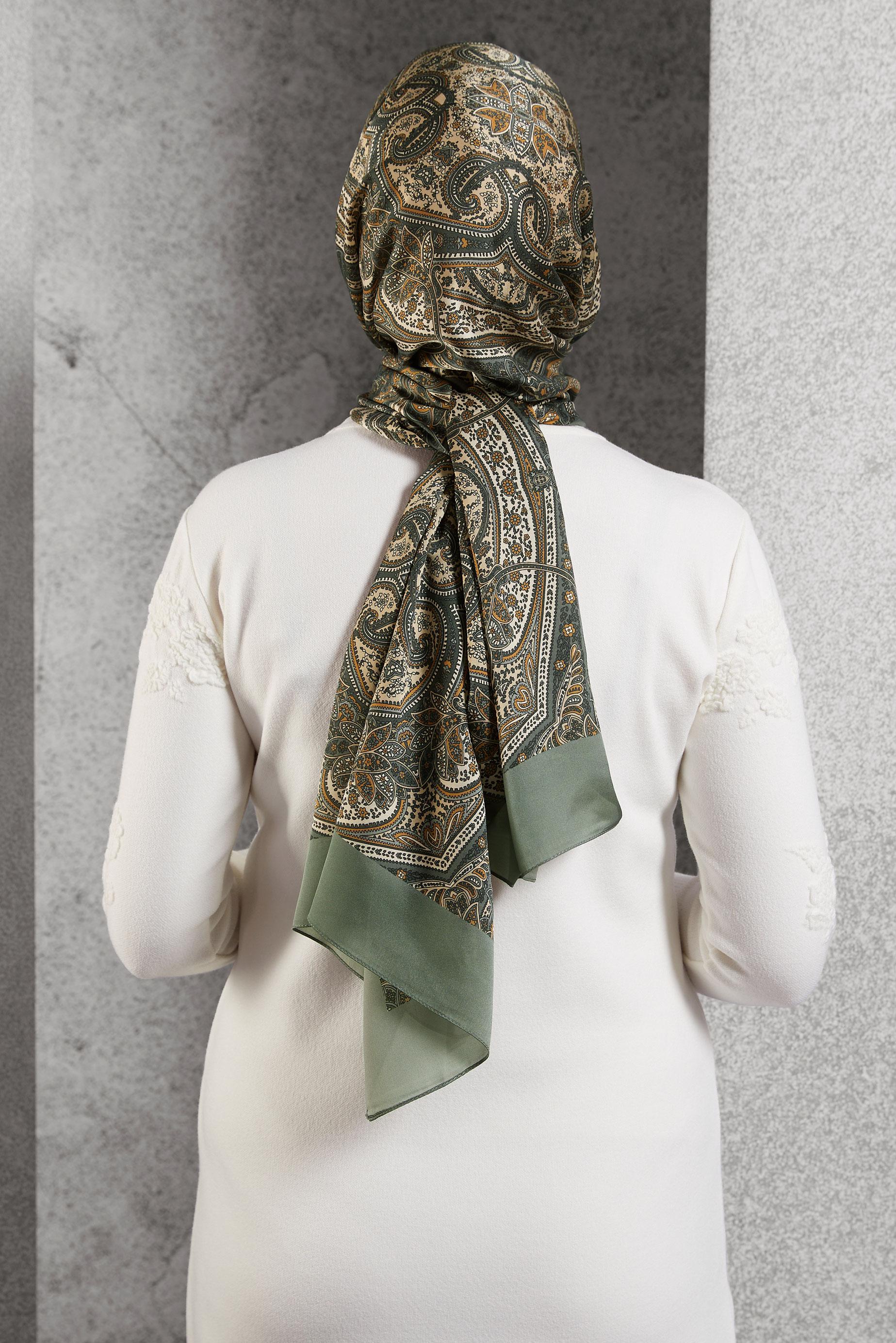 Tesettür giyim ALTIN ALVİNA ETNİK DESENLİ ŞAL 8510