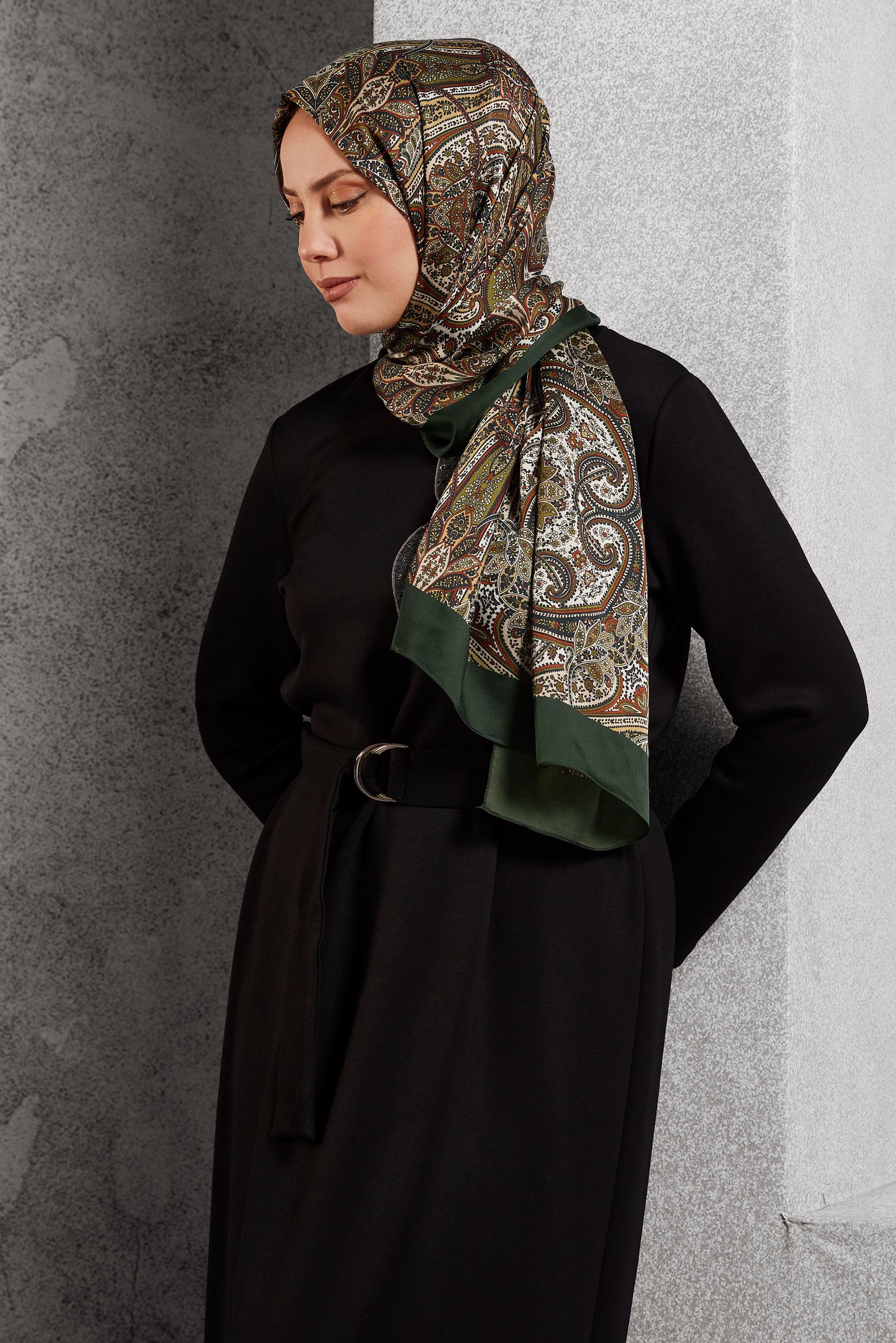 Tesettür giyim HAKİ ALVİNA ETNİK DESENLİ ŞAL 8510