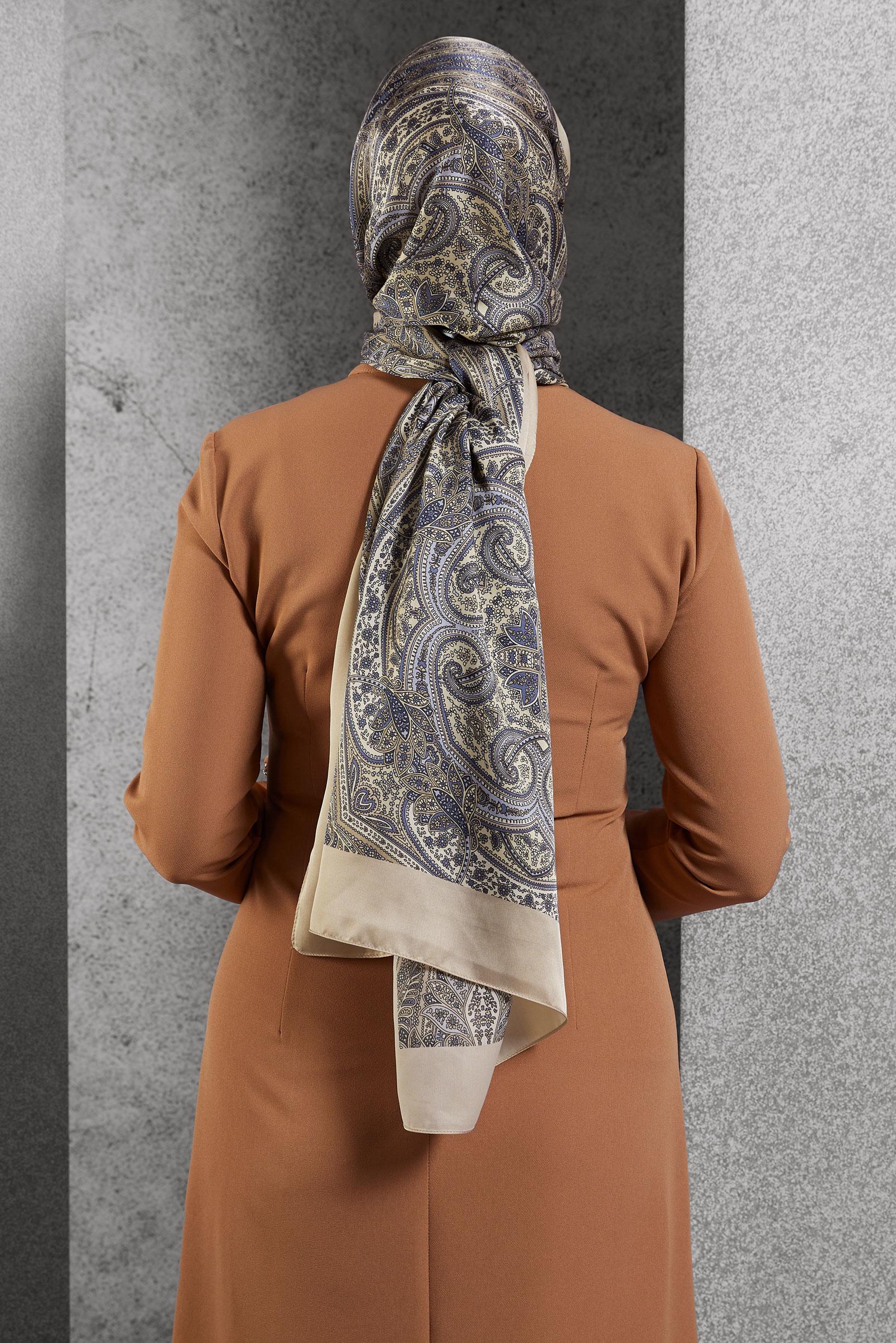 Tesettür giyim PUDRA ALVİNA ETNİK DESENLİ ŞAL 8510