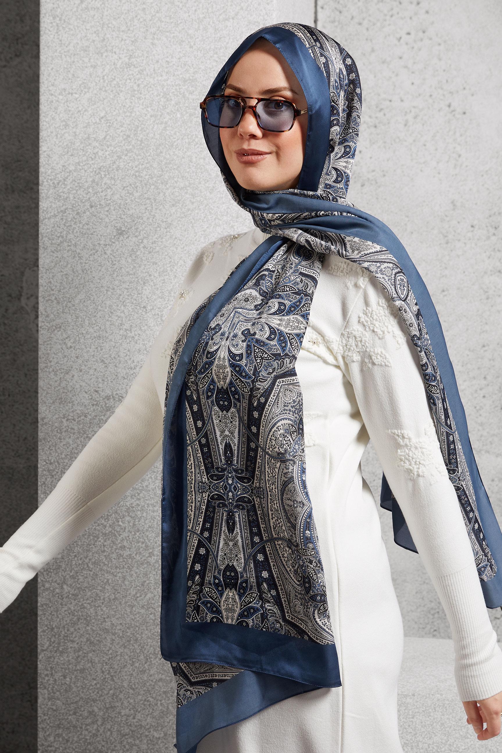 Tesettür giyim LACİVERT ALVİNA ETNİK DESENLİ ŞAL 8510