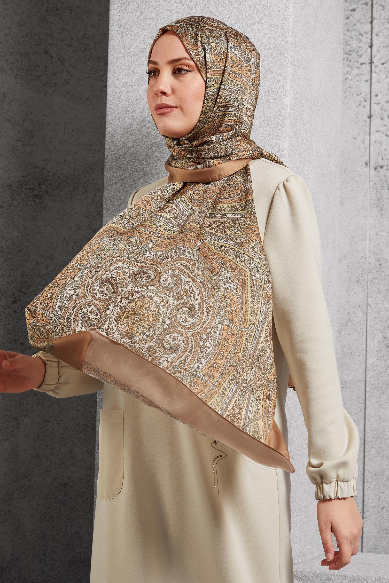 Tesettür giyim PEMBE ALVİNA ETNİK DESENLİ ŞAL 8510