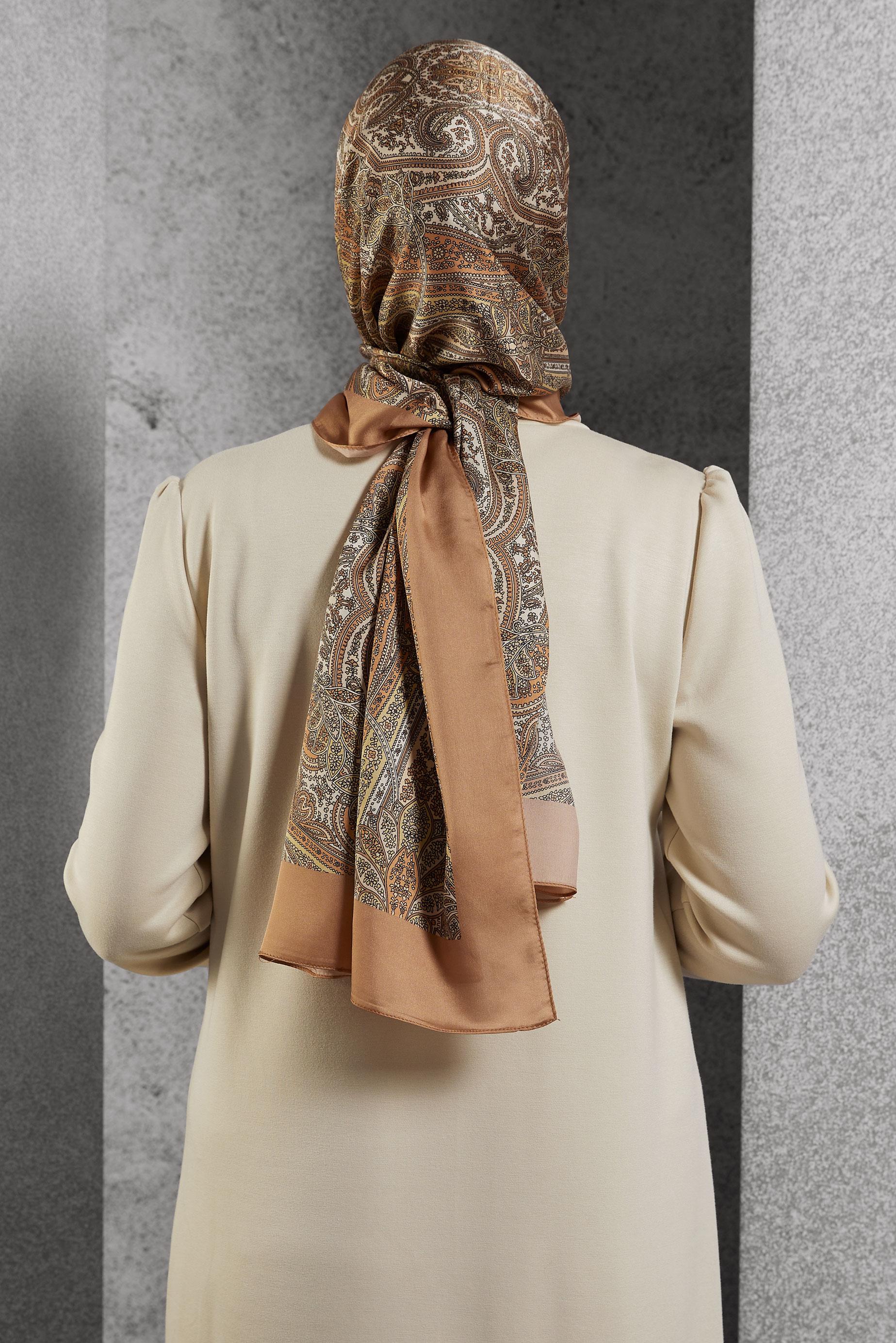 Tesettür giyim PEMBE ALVİNA ETNİK DESENLİ ŞAL 8510