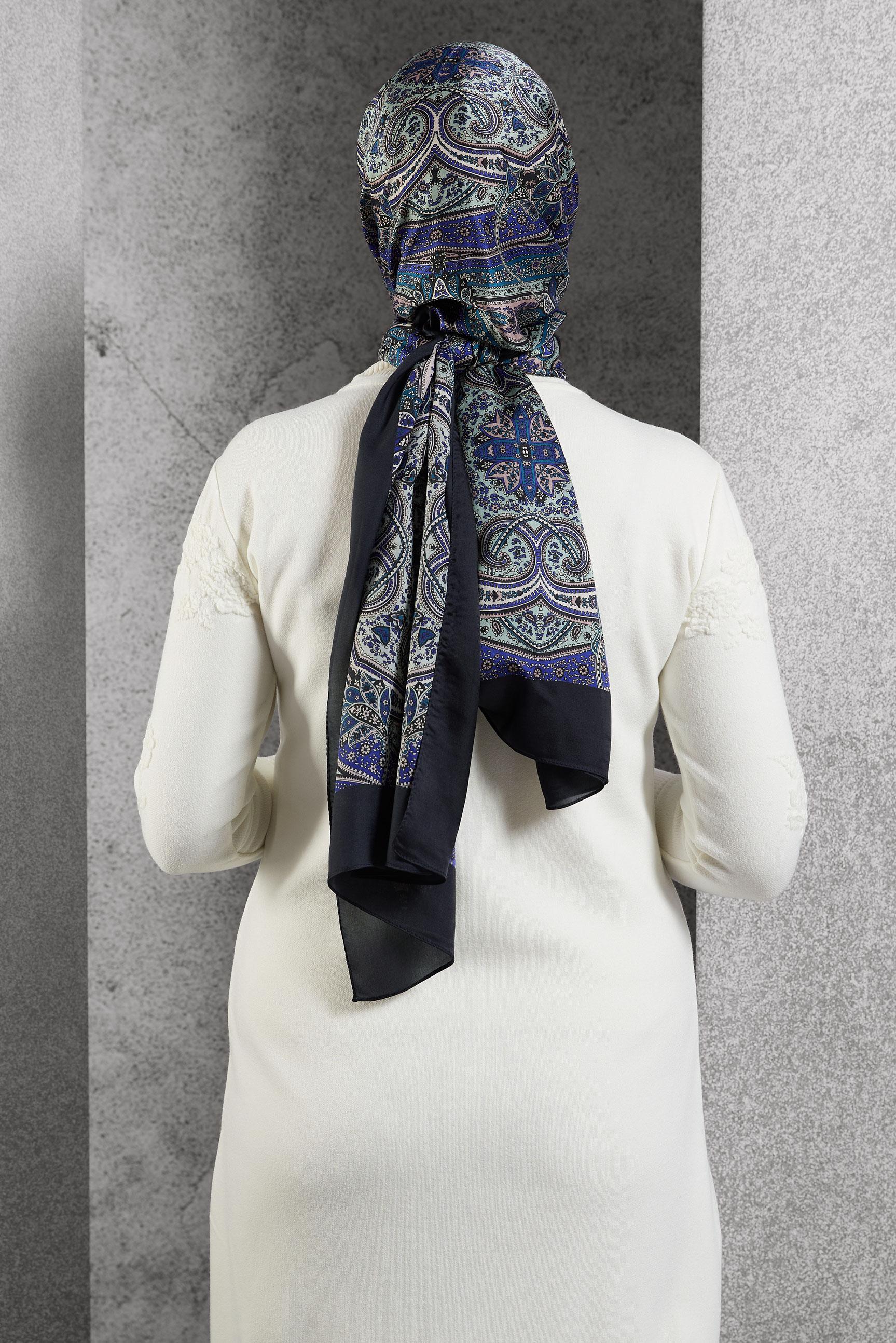 Tesettür giyim MOR ALVİNA ETNİK DESENLİ ŞAL 8510