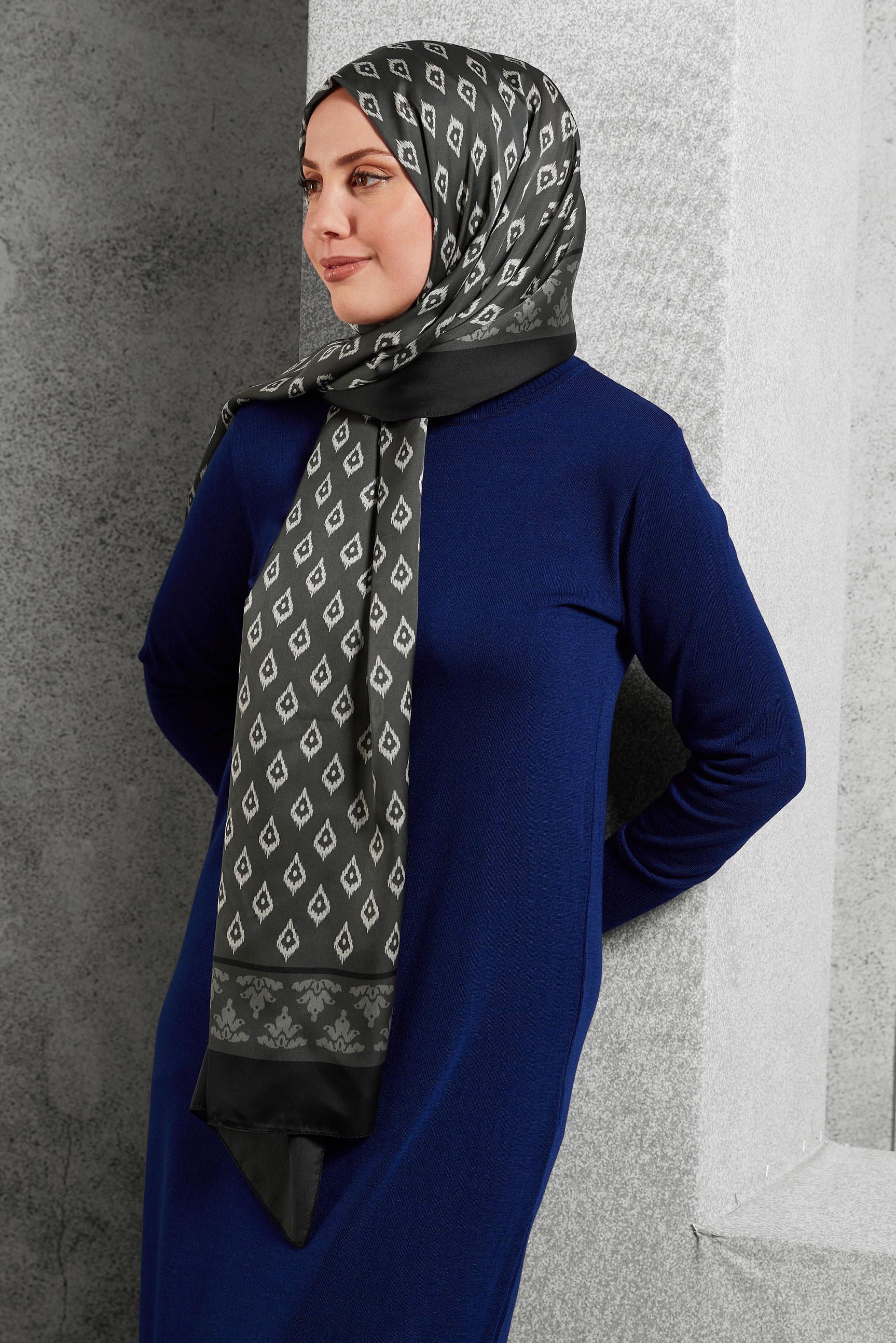 Tesettür giyim GÜMÜŞ ALVİNA DESENLİ ŞAL 8511