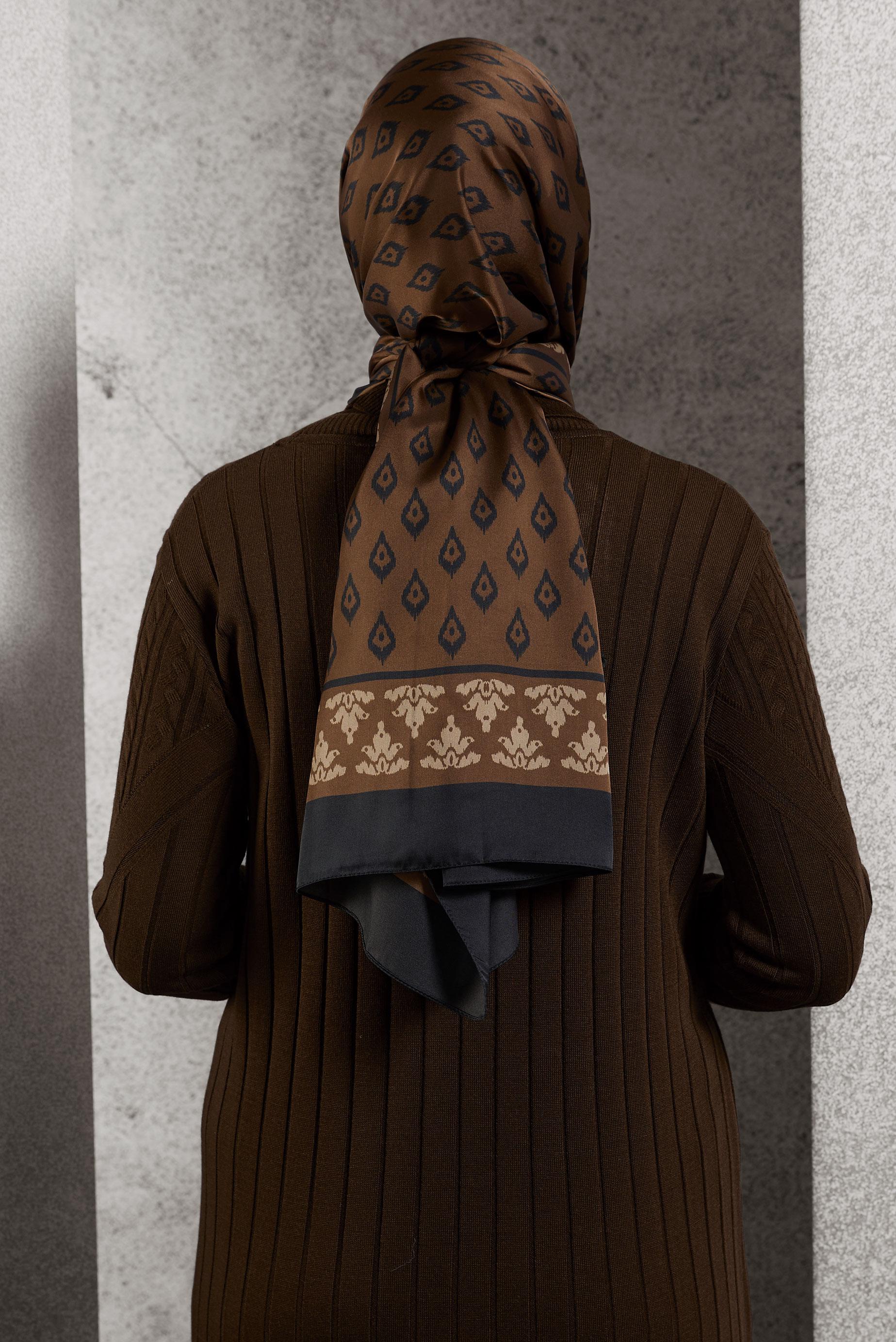 Tesettür giyim TABA ALVİNA DESENLİ ŞAL 8511