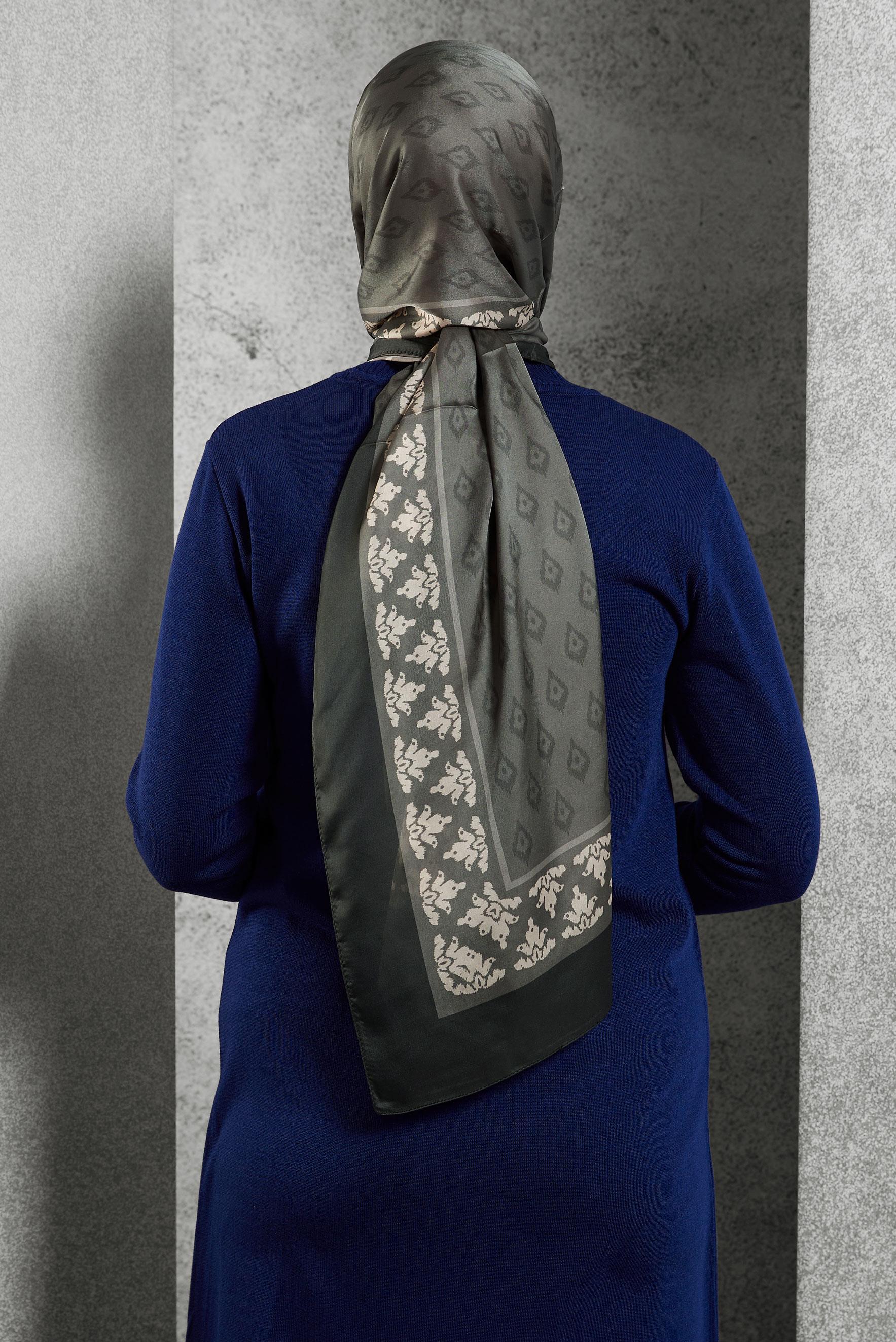 Tesettür giyim GRİ ALVİNA DESENLİ ŞAL 8511