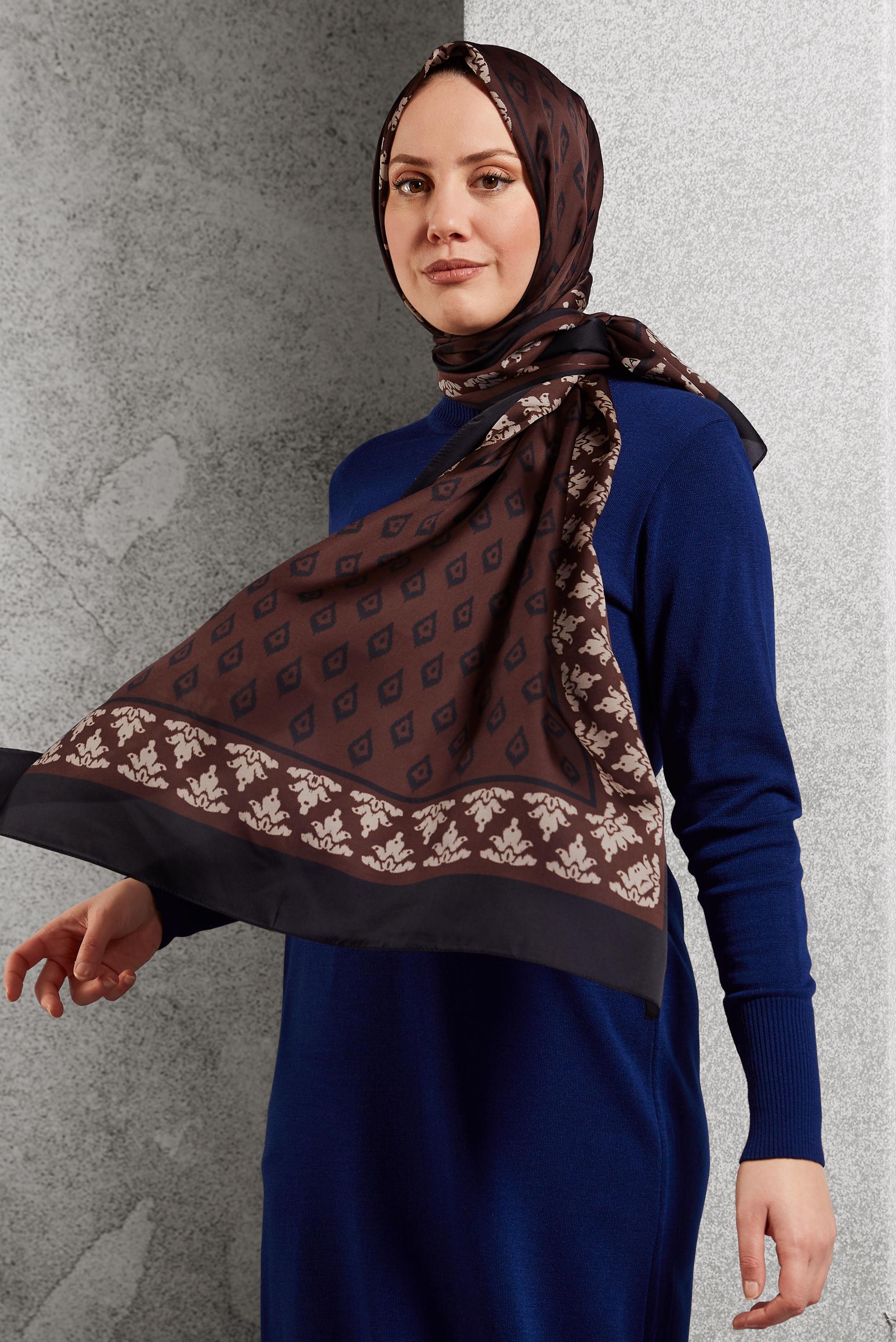 Tesettür giyim BORDO ALVİNA DESENLİ ŞAL 8511