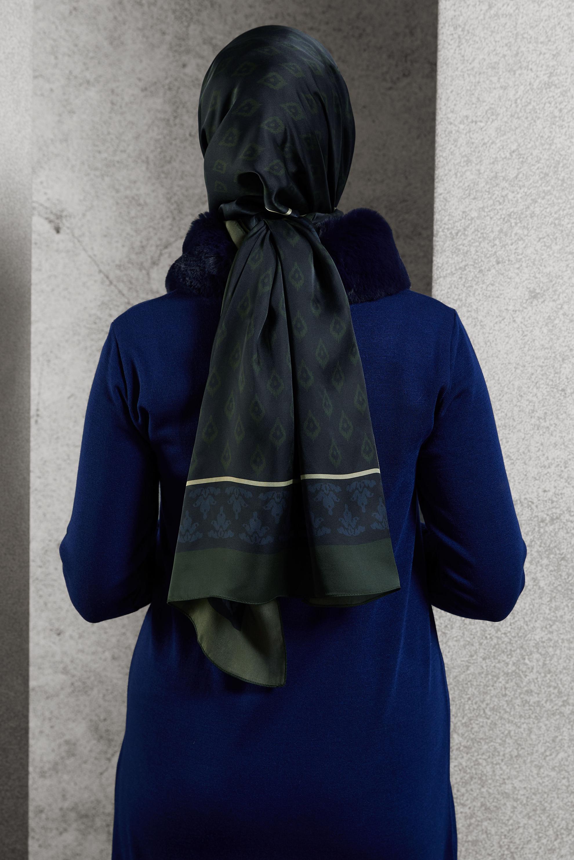 Tesettür giyim YEŞİL ALVİNA DESENLİ ŞAL 8511