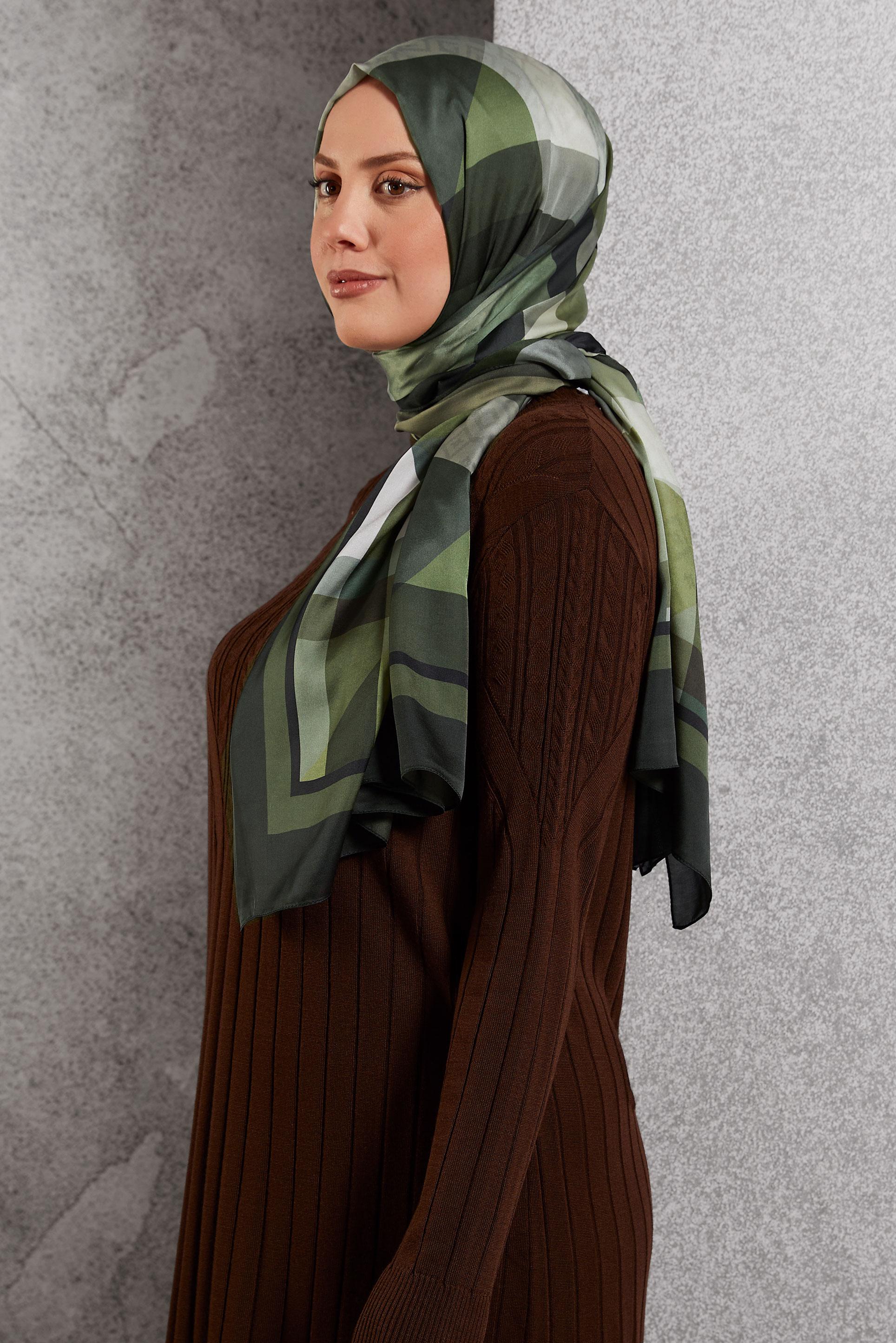 Tesettür giyim HAKİ ALVİNA GEOMETRİK DESEN ŞAL 8513