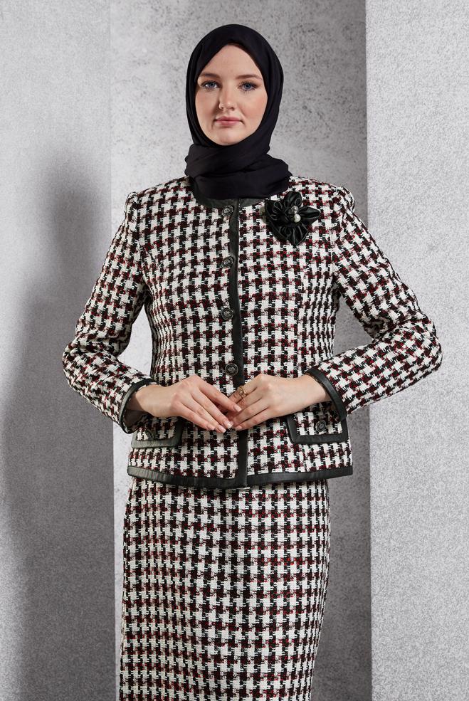 Hijab clothing BLACK SKIRTED SUIT WITH BROOCH 30502 - ALVİNA