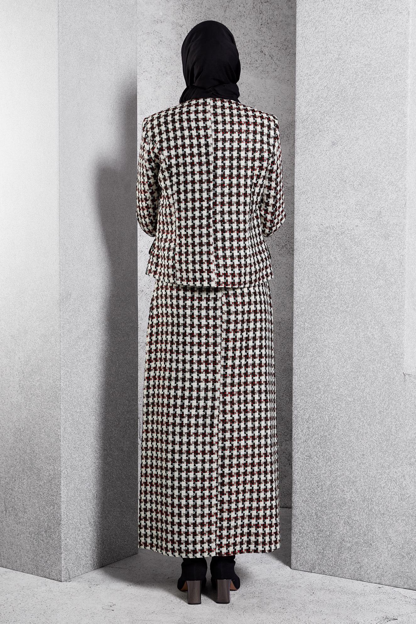 Tesettür giyim SİYAH BROŞ DETAYLI ETEKLİ TAKIM 30502