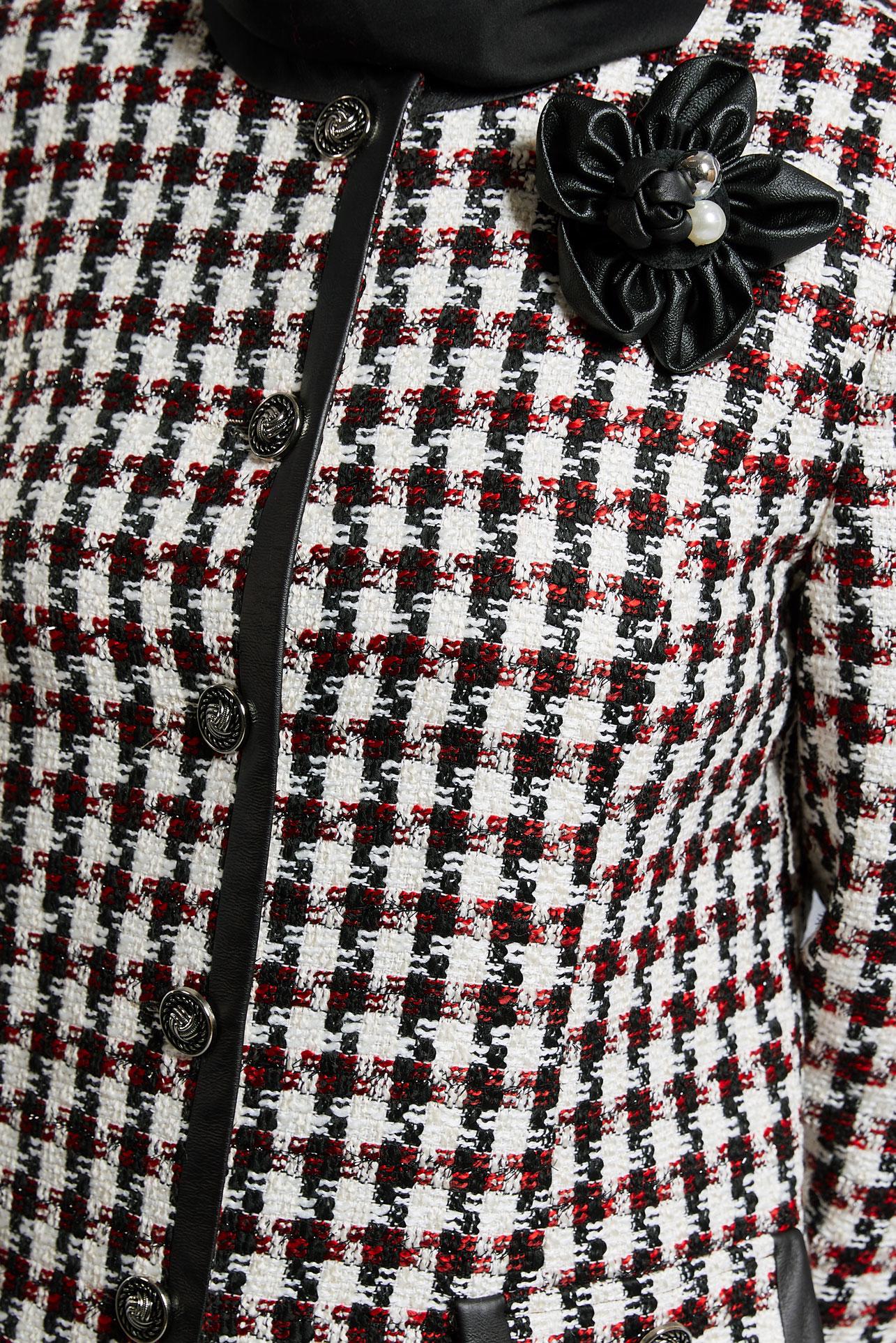 Tesettür giyim SİYAH BROŞ DETAYLI ETEKLİ TAKIM 30502