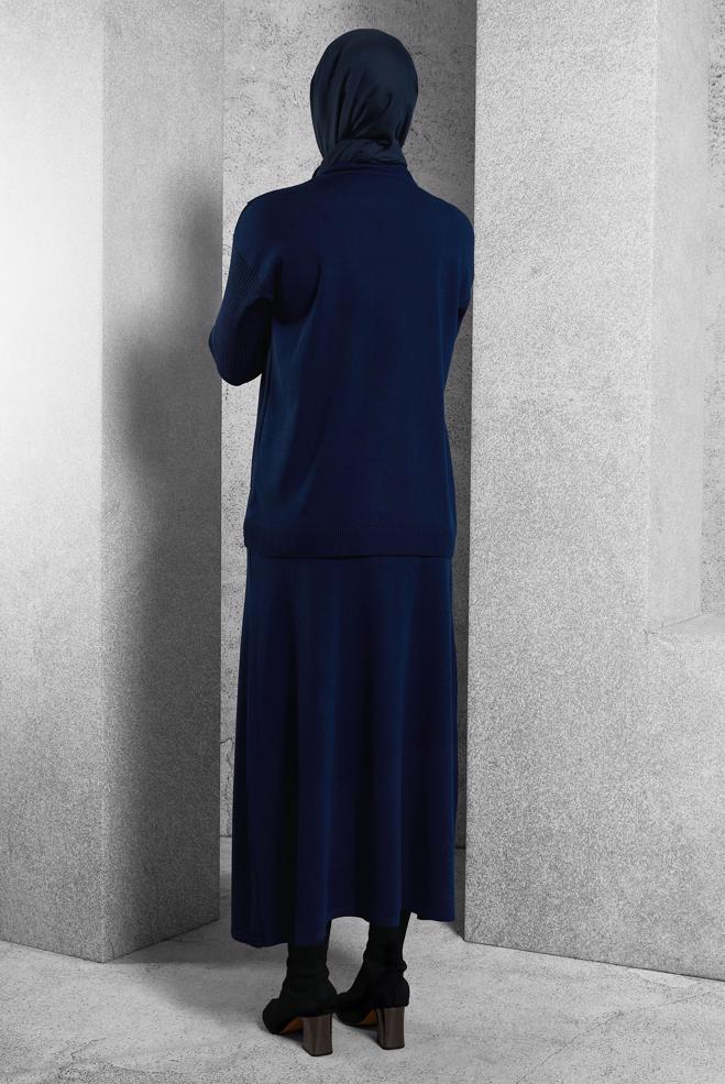 Vêtements hijab BLEU MARINE COSTUME À JUPE AVEC DÉTAILS DE BROCHE 44911 - ALVİNA