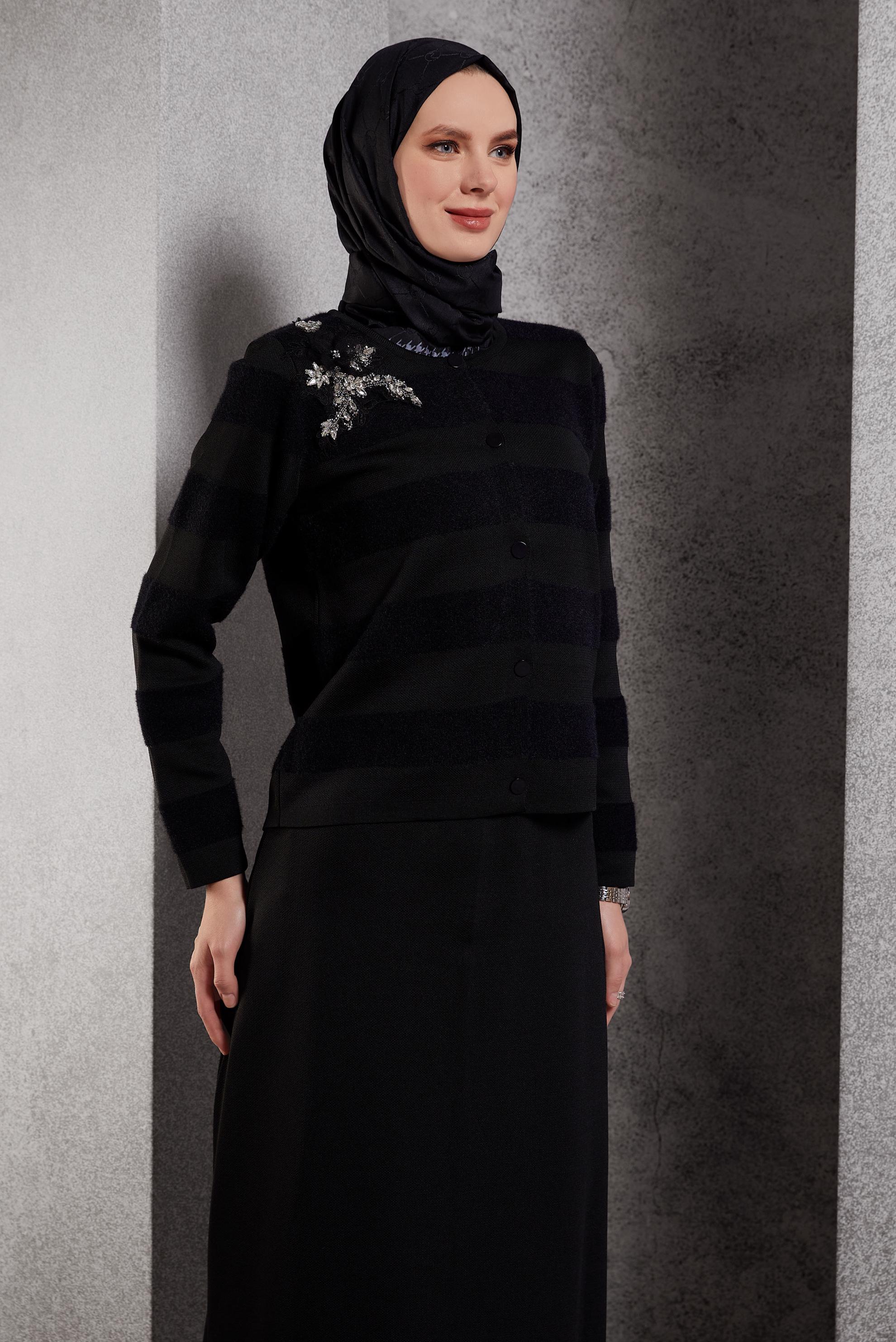 Vêtements hijab NOIR COSTUME JUPE AVEC BIJOU 44960