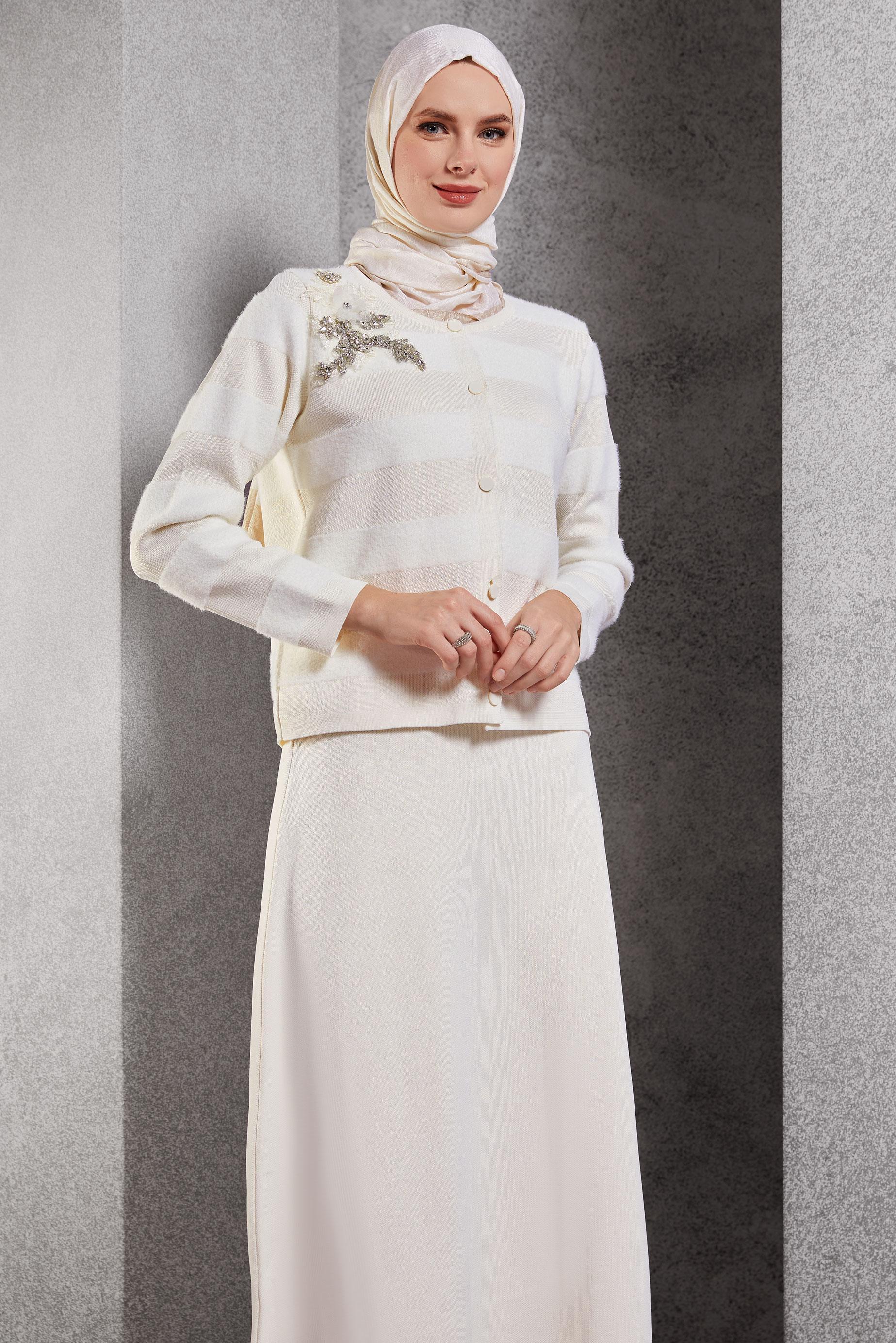 Vêtements hijab BLANC COSTUME JUPE AVEC BIJOU 44960