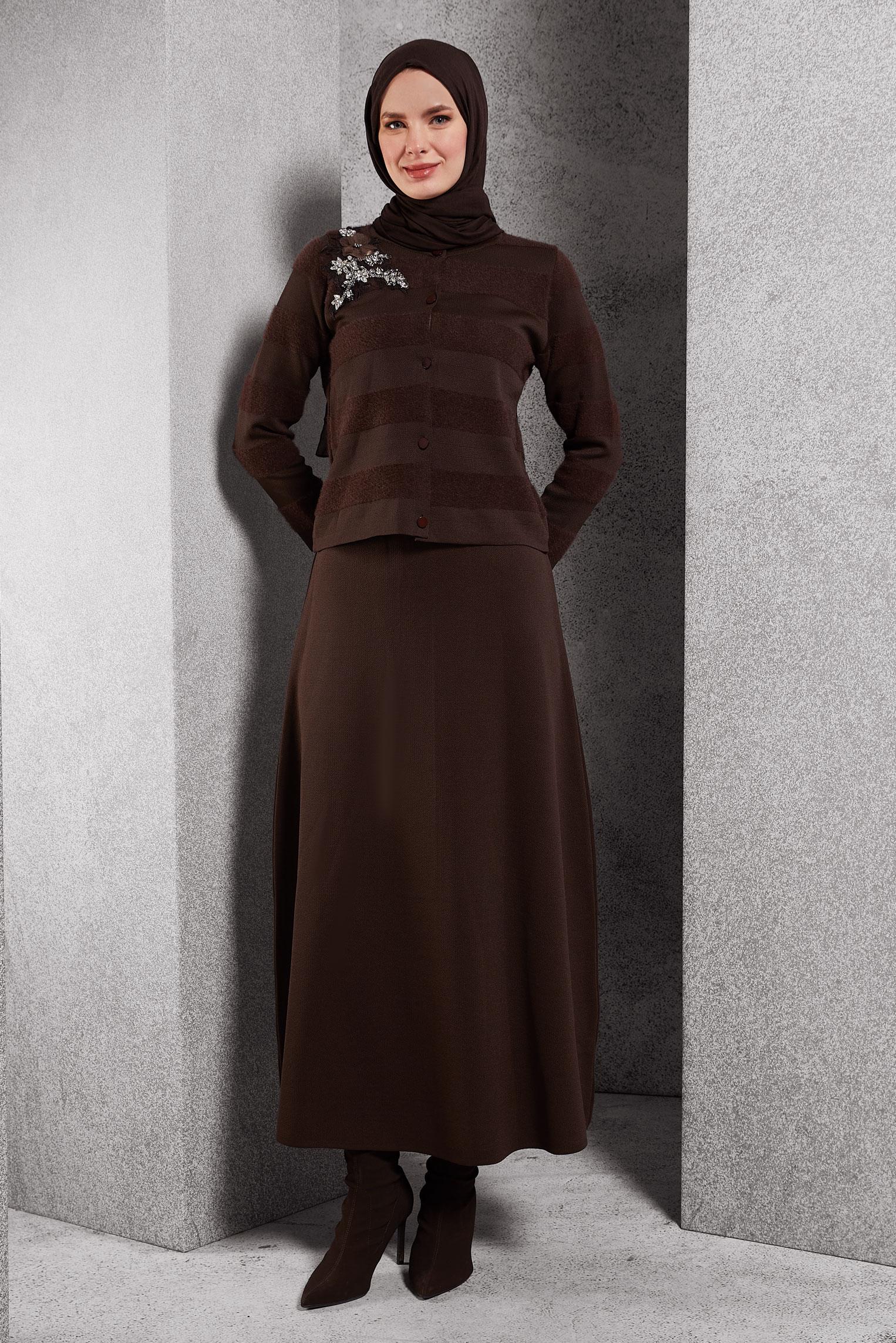 Vêtements hijab BRUN COSTUME JUPE AVEC BIJOU 44960