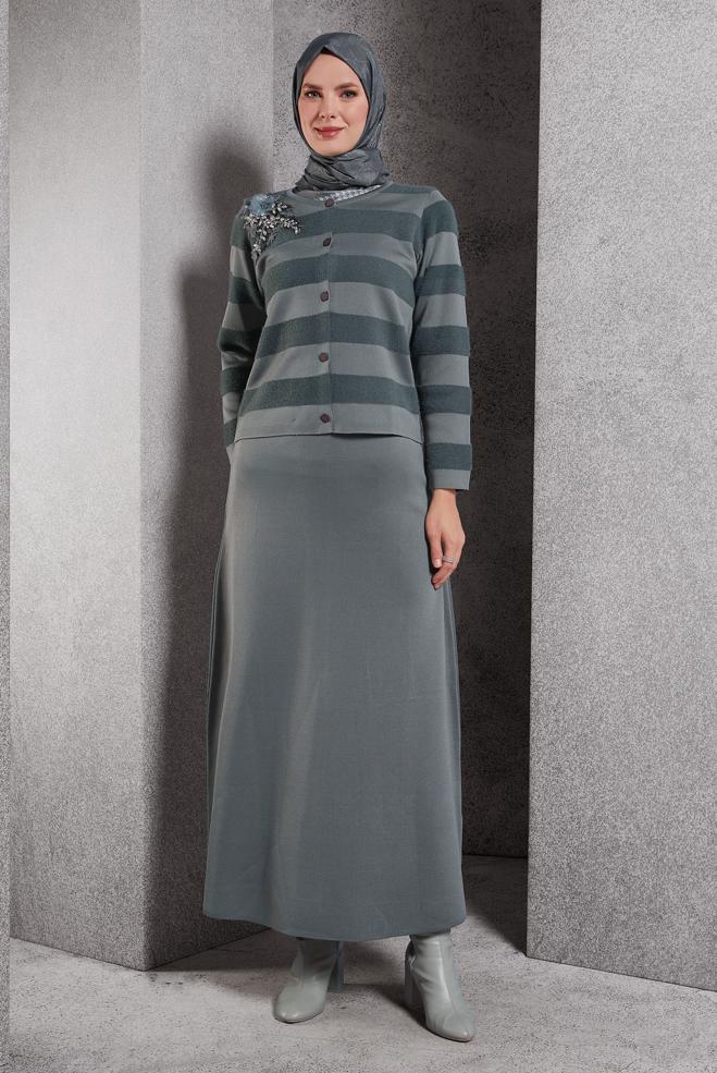 Vêtements hijab GRIS COSTUME JUPE AVEC BIJOU 44960 - ALVİNA