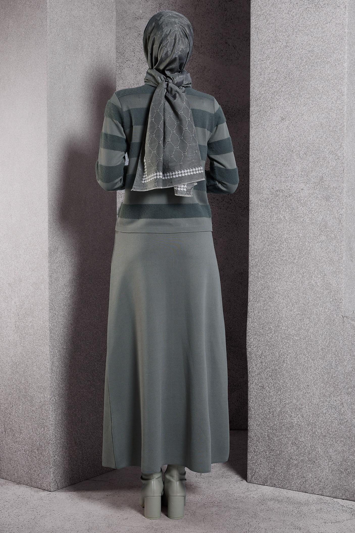 Vêtements hijab GRIS COSTUME JUPE AVEC BIJOU 44960